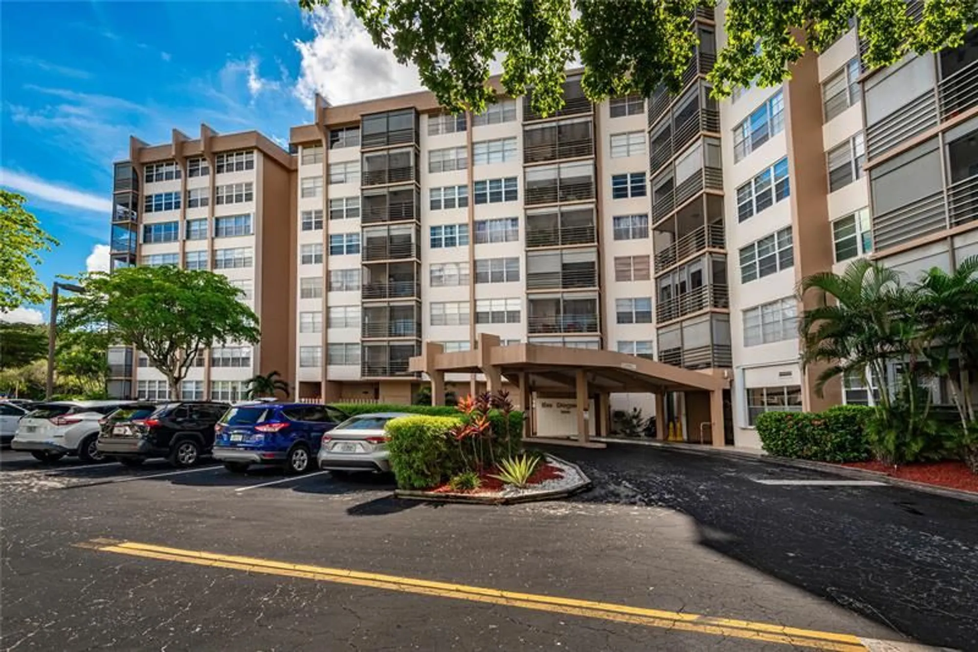 Property Slideshow image 29 of 29 | 1100 saint charles pl 207, Pembroke Pines, FL, 33026