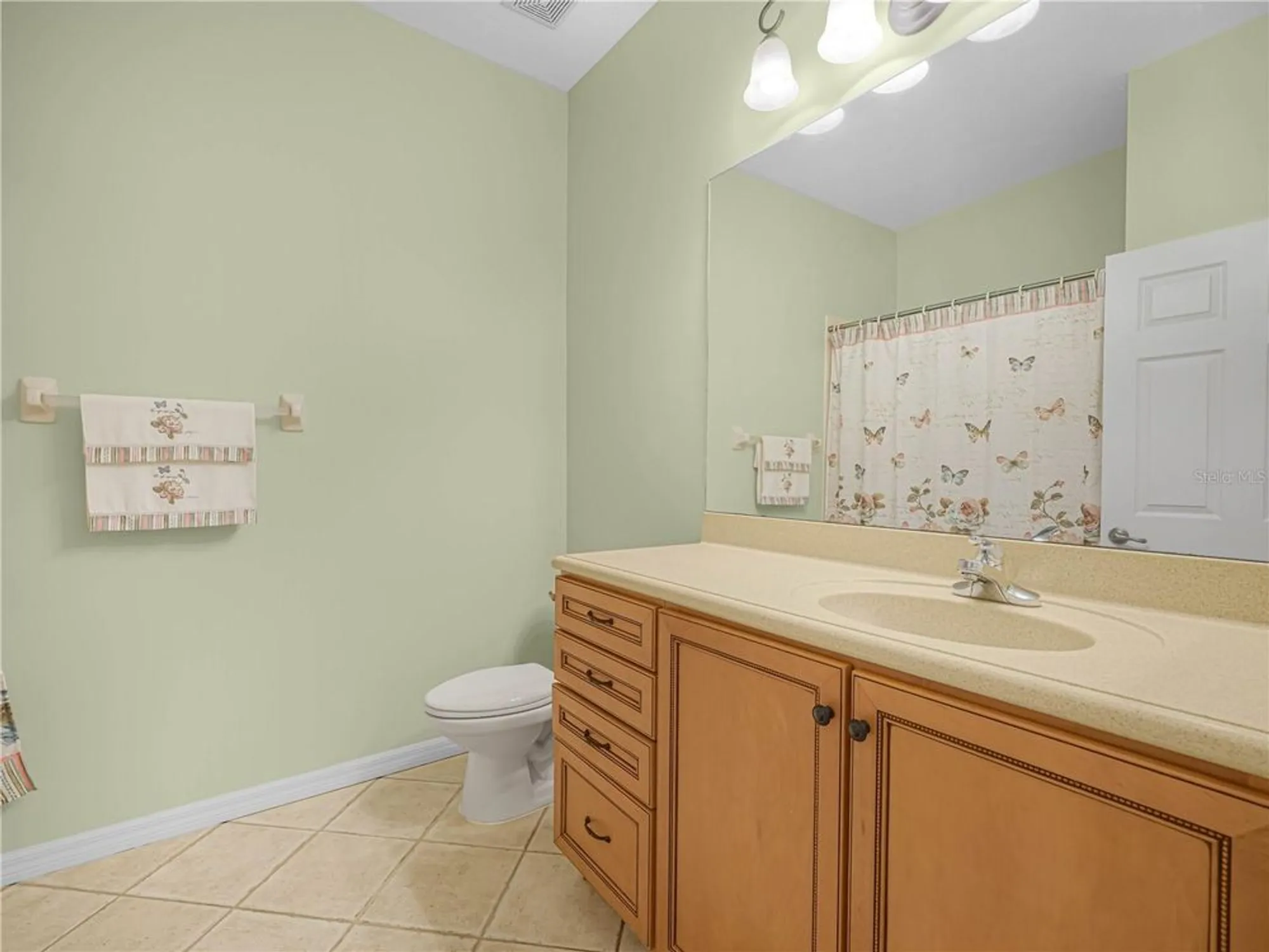 Property Slideshow image 21 of 71 | 3064 dunmore dr, Lake Wales, FL, 33859