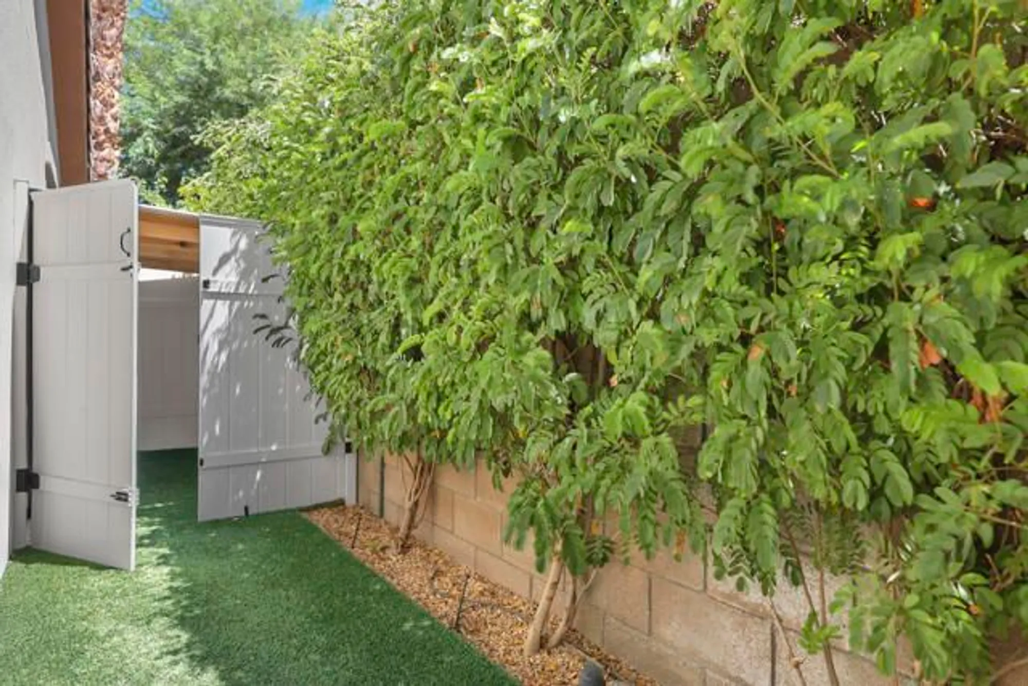 Property Slideshow image 29 of 40 | 60755 living stone dr, La Quinta, CA, 92253