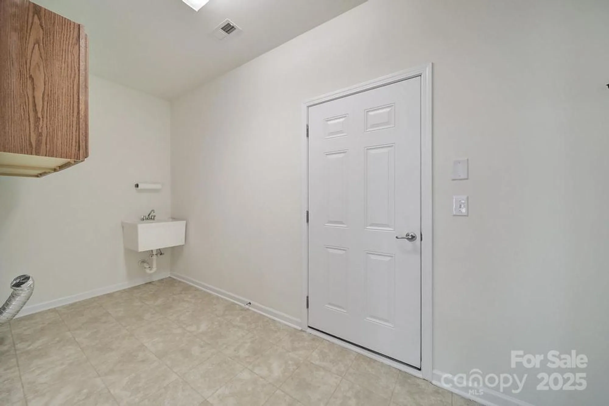 Property Slideshow image 25 of 40 | 328 garnet ct, Fort Mill, SC, 29708