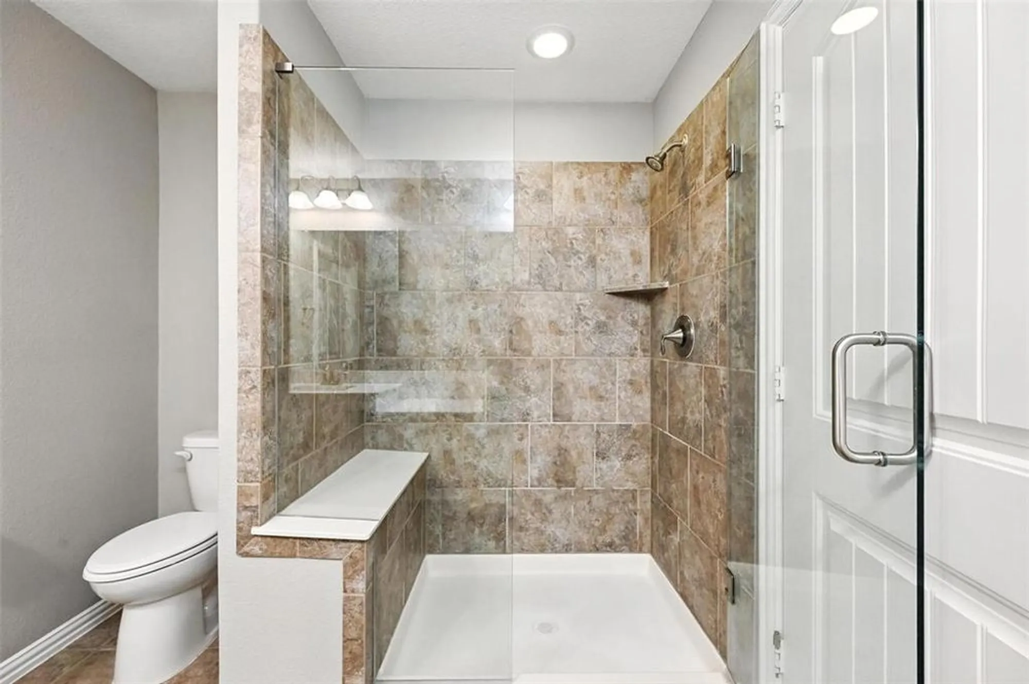 Property Slideshow image 24 of 38 | 2306 feathering dr, Frisco, TX, 75036