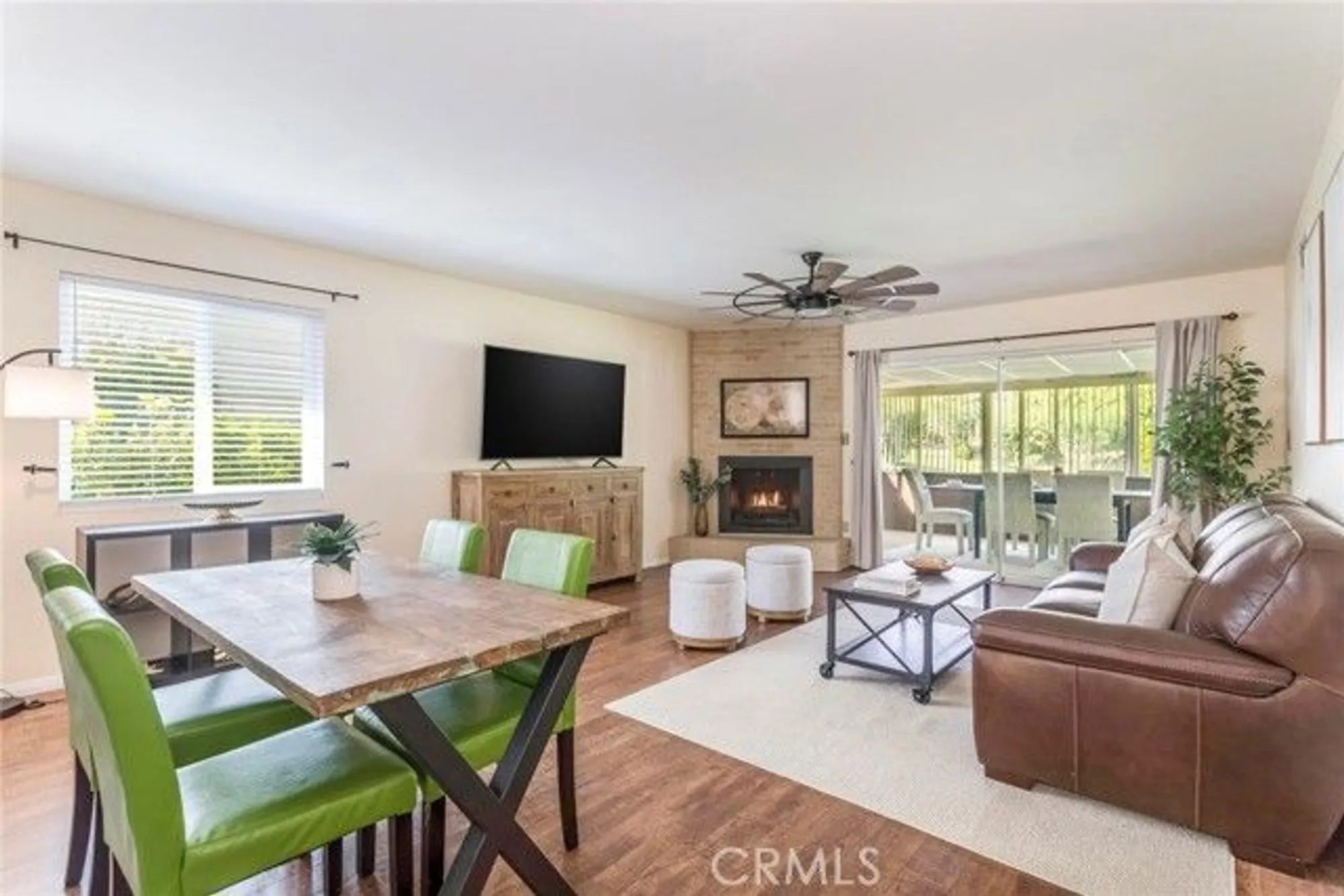 Property Slideshow image 4 of 51 | 26751 winsome cir, Newhall, CA, 91321