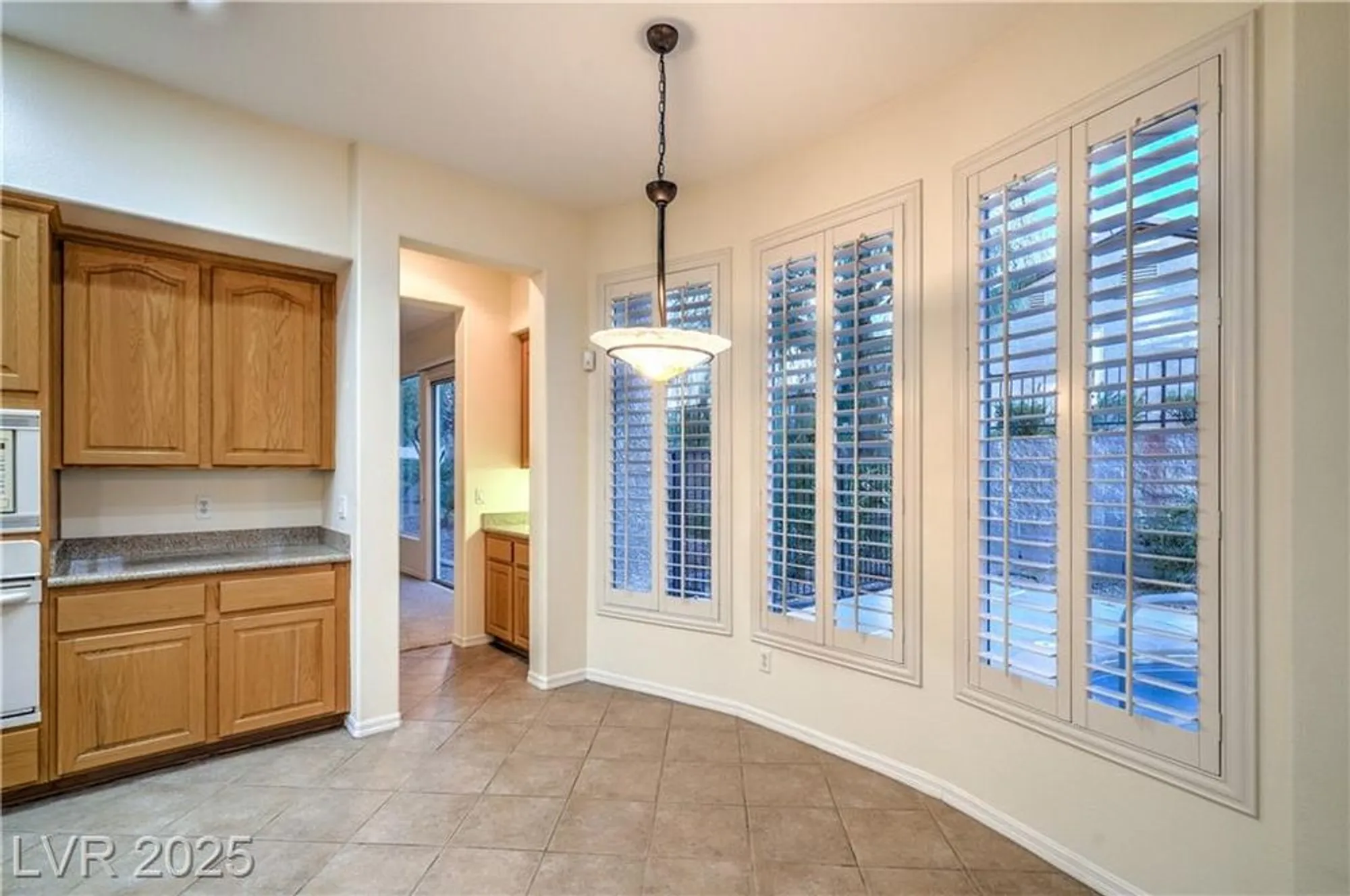 Property Slideshow image 18 of 65 | 2170 peyten park st, Henderson, NV, 89052