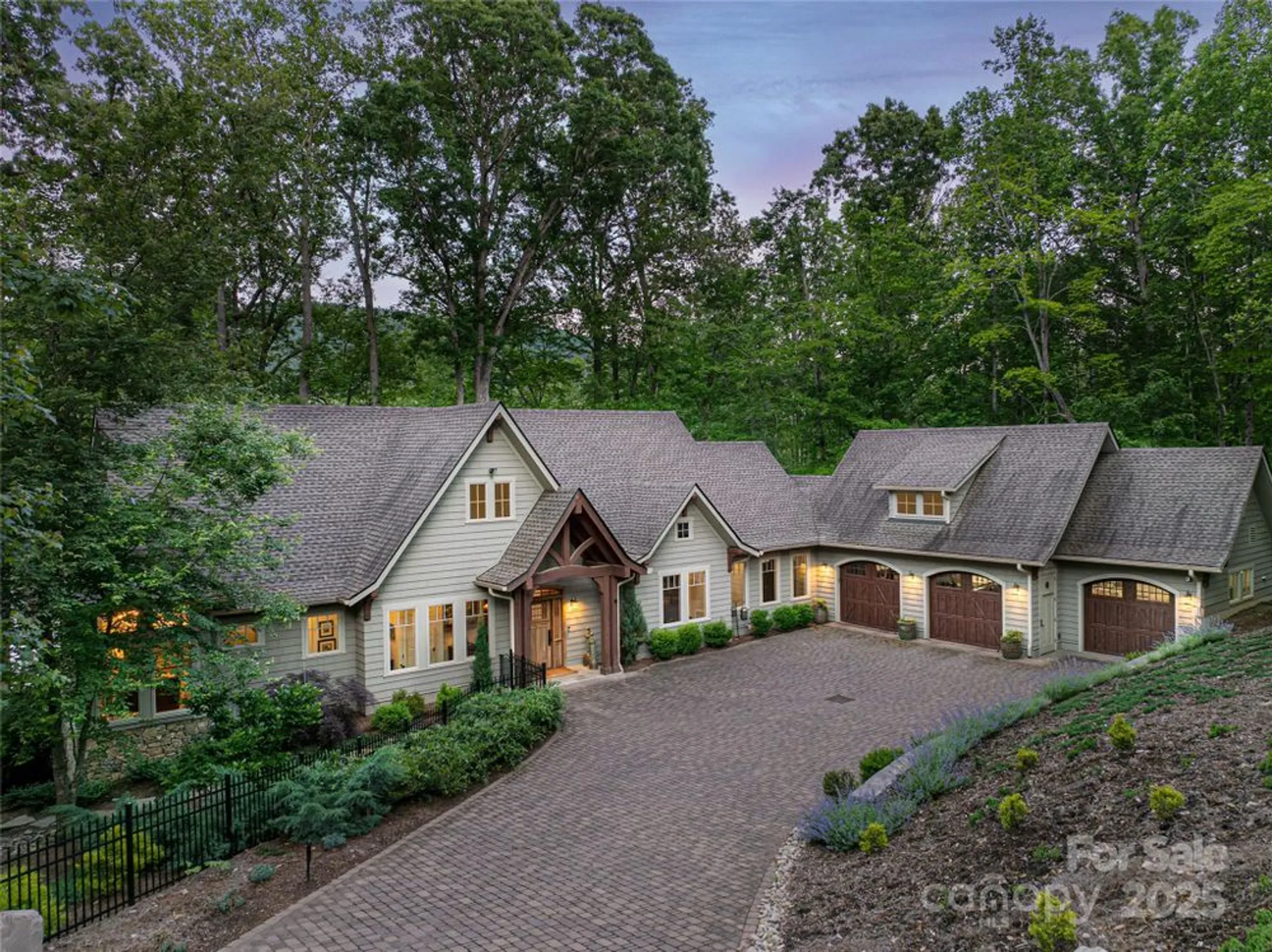 Property Slideshow image 2 of 46 | 47 twilight sedge dr, Biltmore Lake, NC, 28715