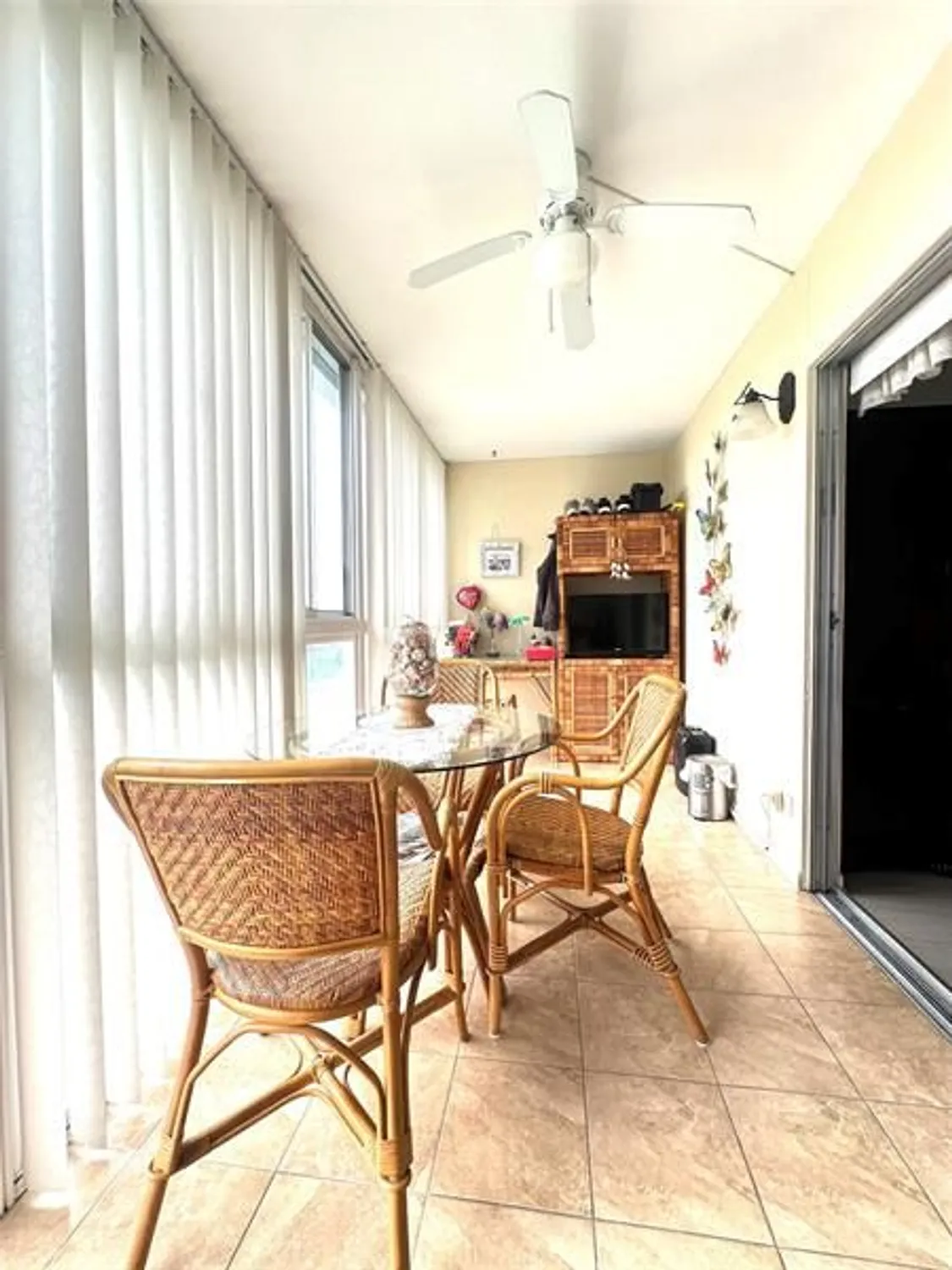Property Slideshow image 22 of 68 | 4012 newport g # 4012, Deerfield Beach, FL, 33442