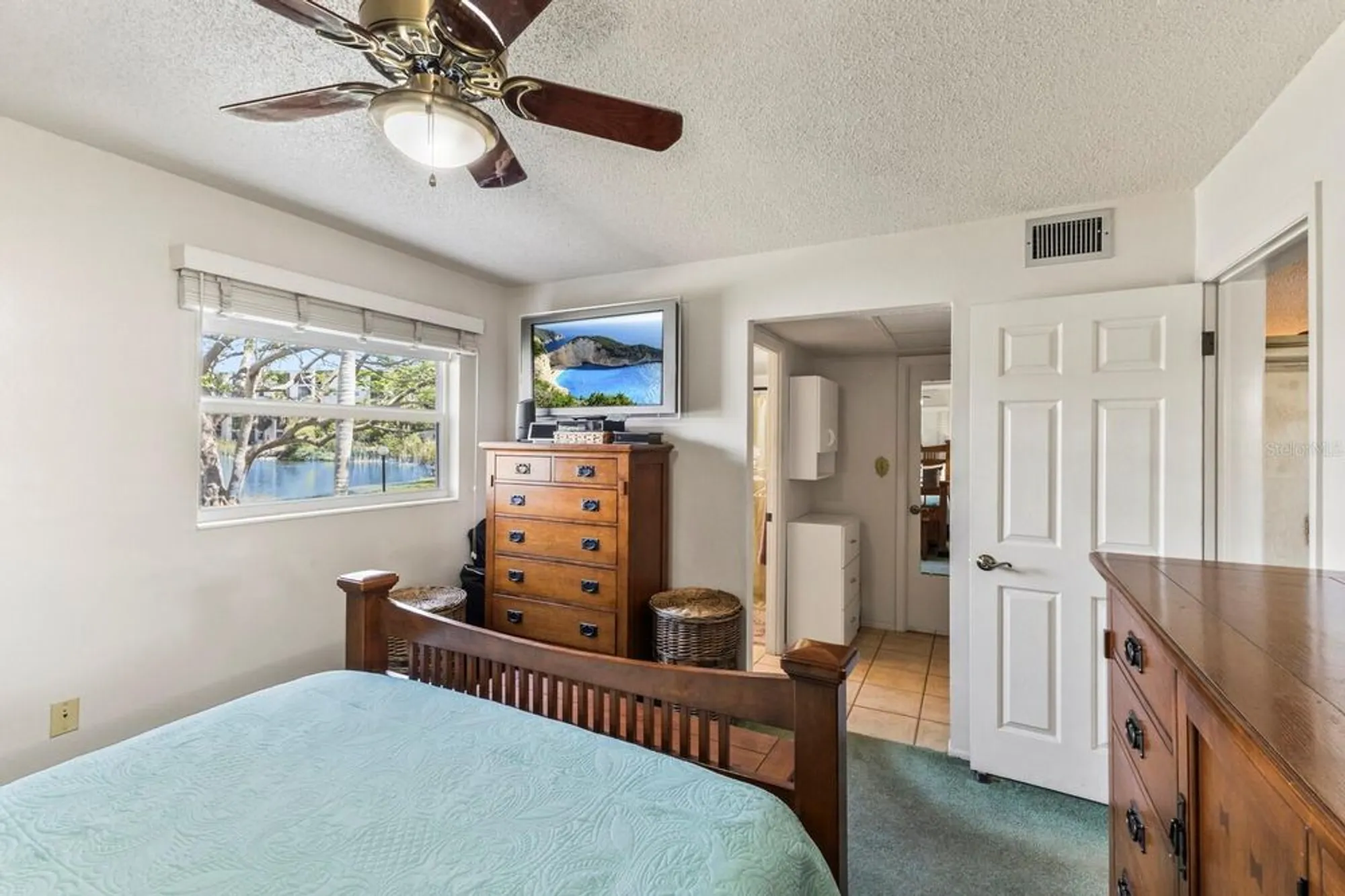 Property Slideshow image 22 of 35 | 4015 lake bayshore dr # 108, Bradenton, FL, 34205