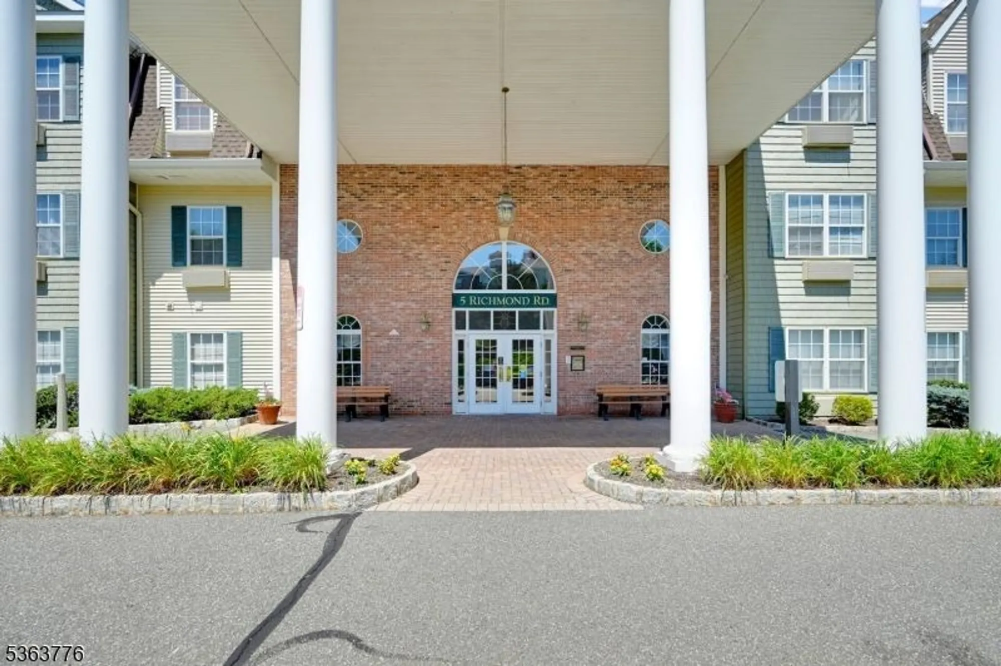 Property Slideshow image 4 of 30 | 5321 richmond rd # 321, West Milford, NJ, 07480