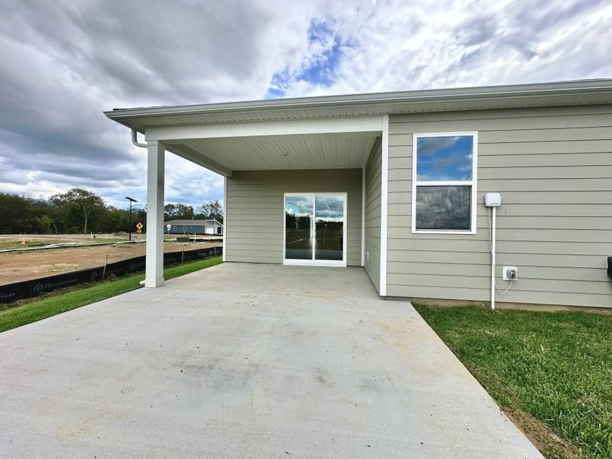 Property Slideshow image 21 of 53 | 2036 skippack pvt cir, Gallatin, TN, 37066