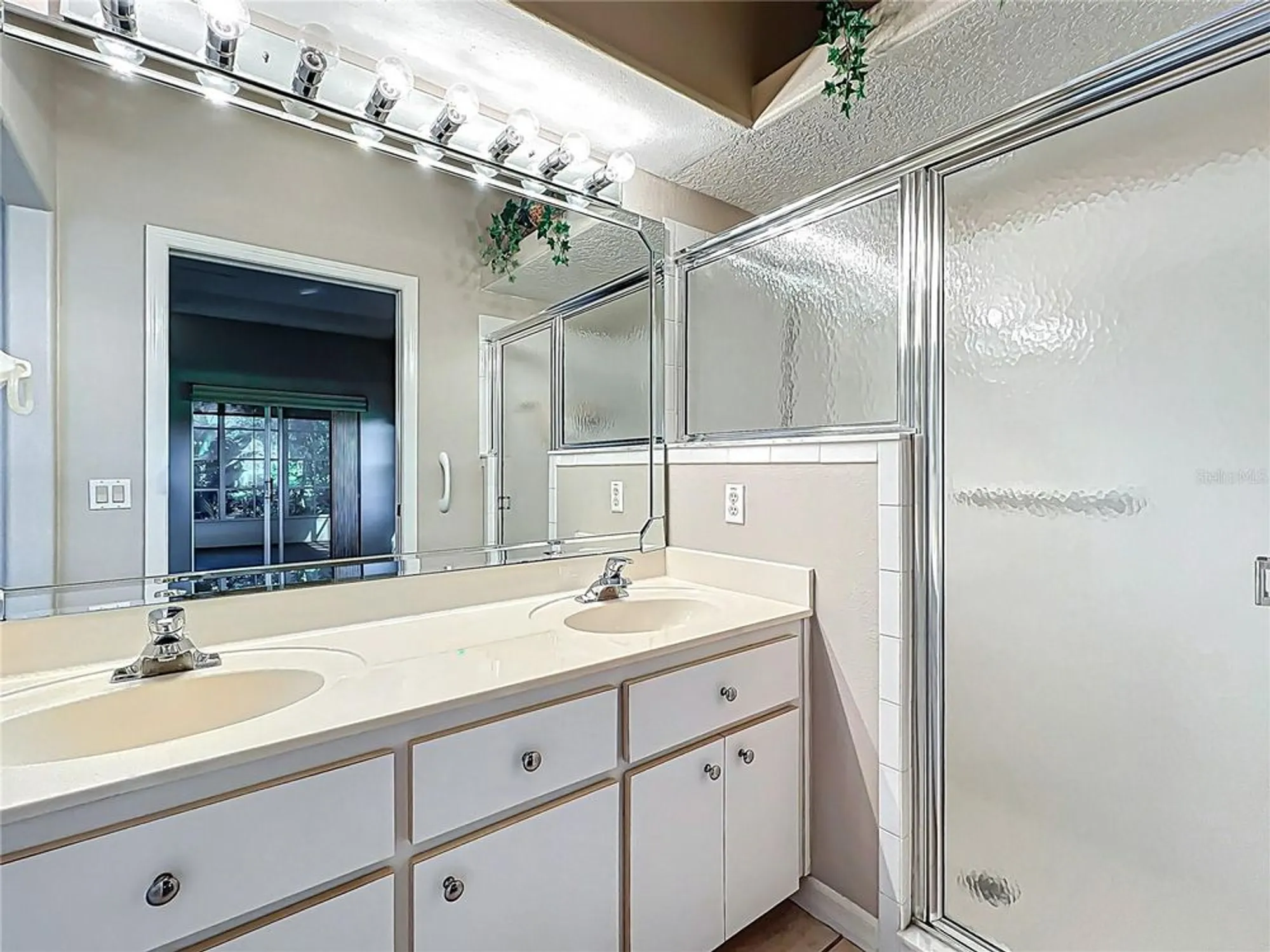 Property Slideshow image 29 of 53 | 21636 king henry ave, Leesburg, FL, 34748