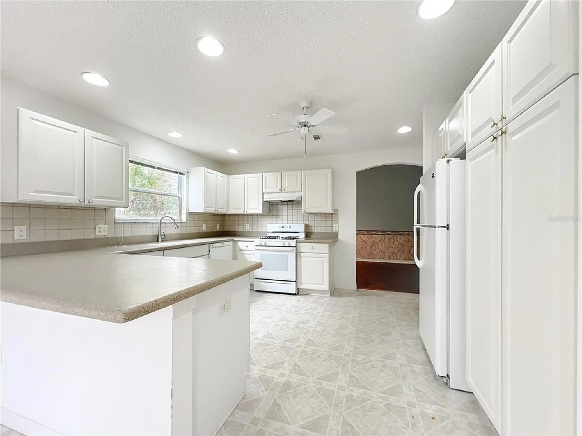 Property Slideshow image 11 of 35 | 1252 weaton ct, The Villages, FL, 32162