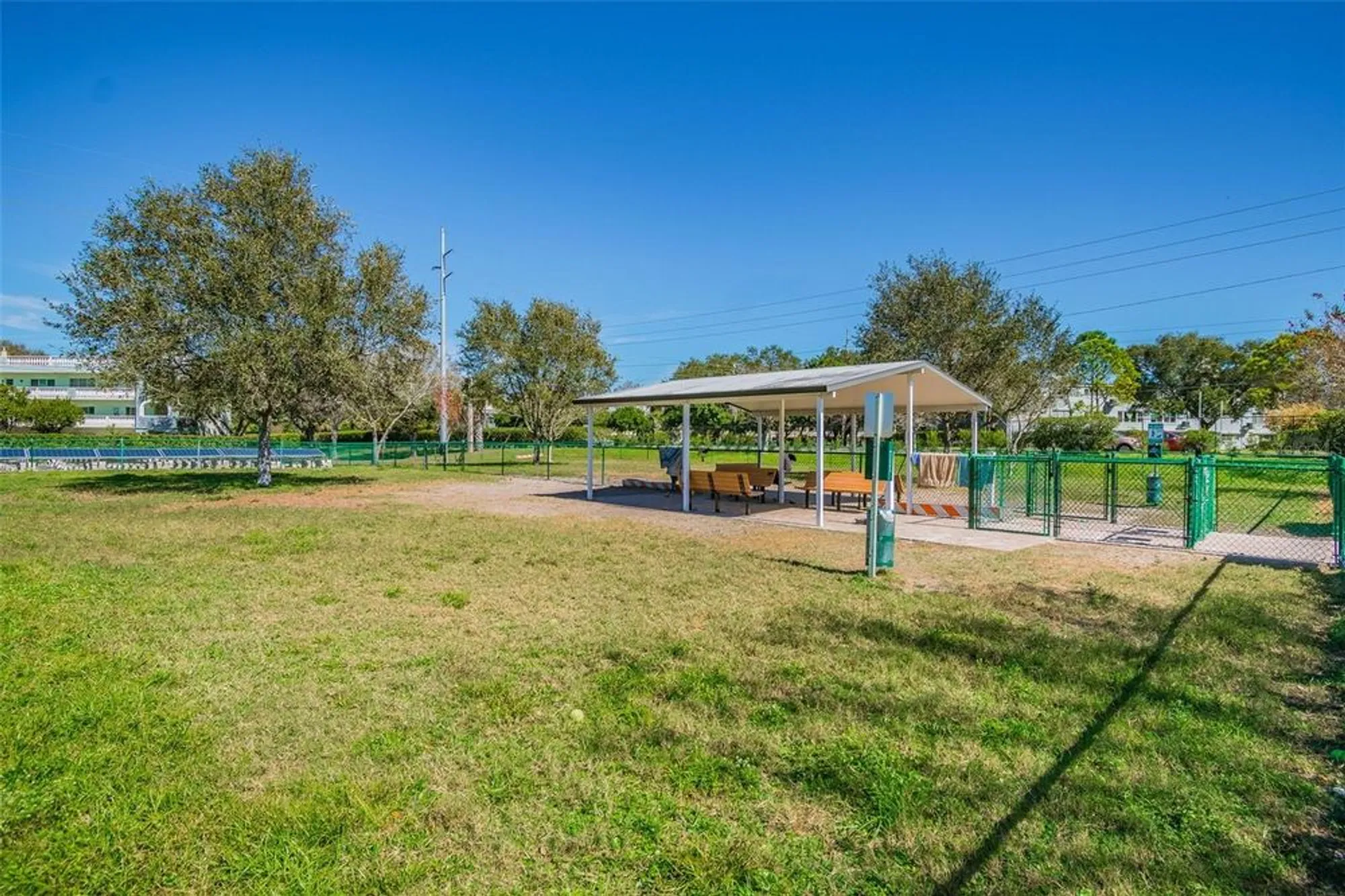 Property Slideshow image 56 of 73 | 2466 ecuadorian way apt 6, Clearwater, FL, 33763