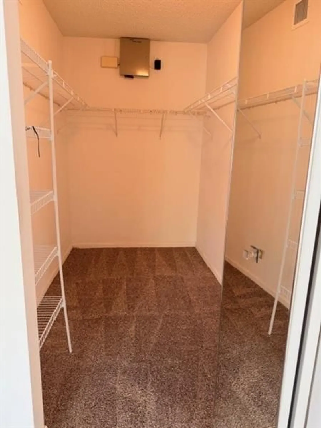 Property Slideshow image 10 of 29 | 9580 weldon cir apt k307, Fort Lauderdale, FL, 33321