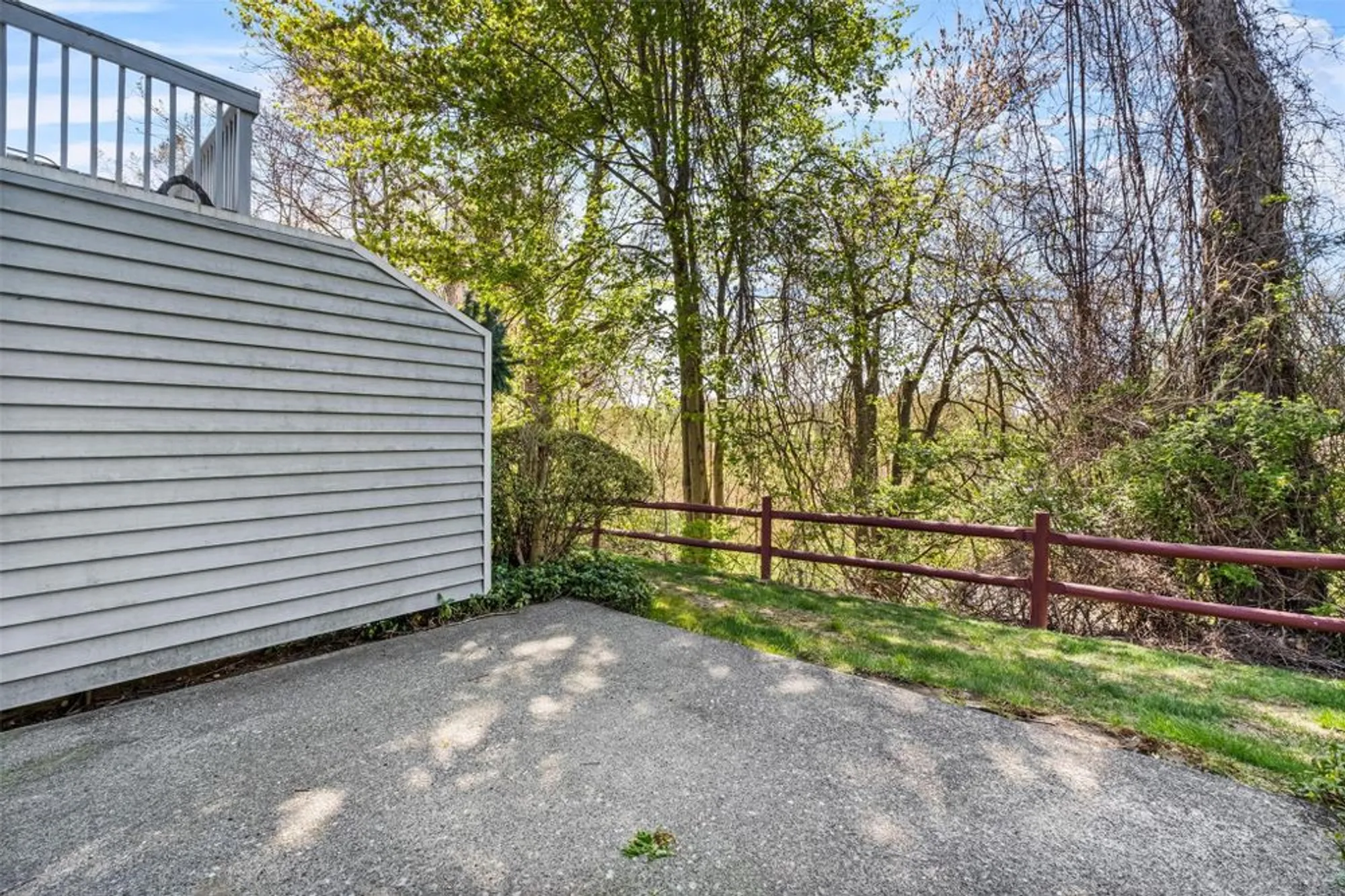 Property Slideshow image 20 of 37 | 156 carriage ct g, Yorktown Heights, NY, 10598