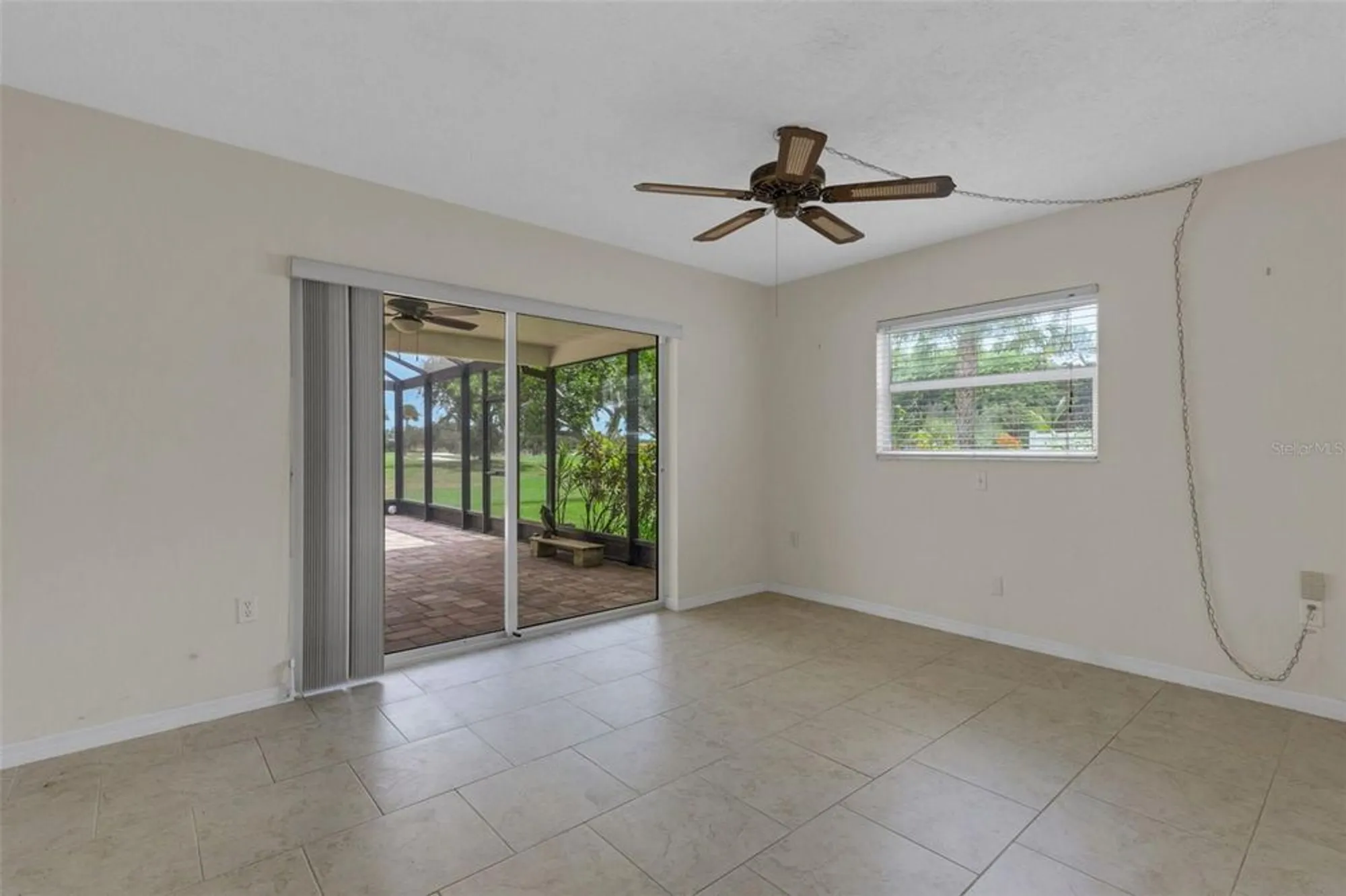 Property Slideshow image 25 of 33 | 5217 canterbury dr, Sarasota, FL, 34243