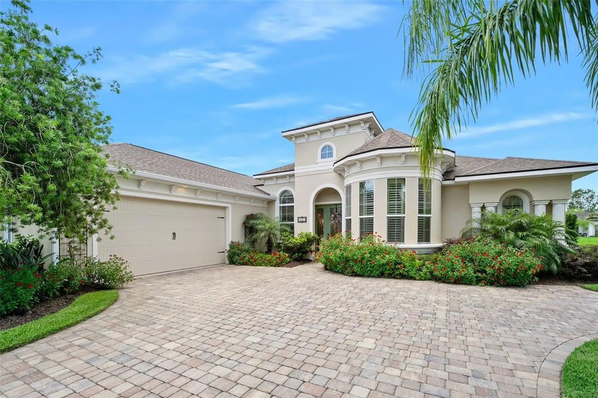 Property Slideshow image 1 of 67 | 665 southlake dr, Ormond Beach, FL, 32174