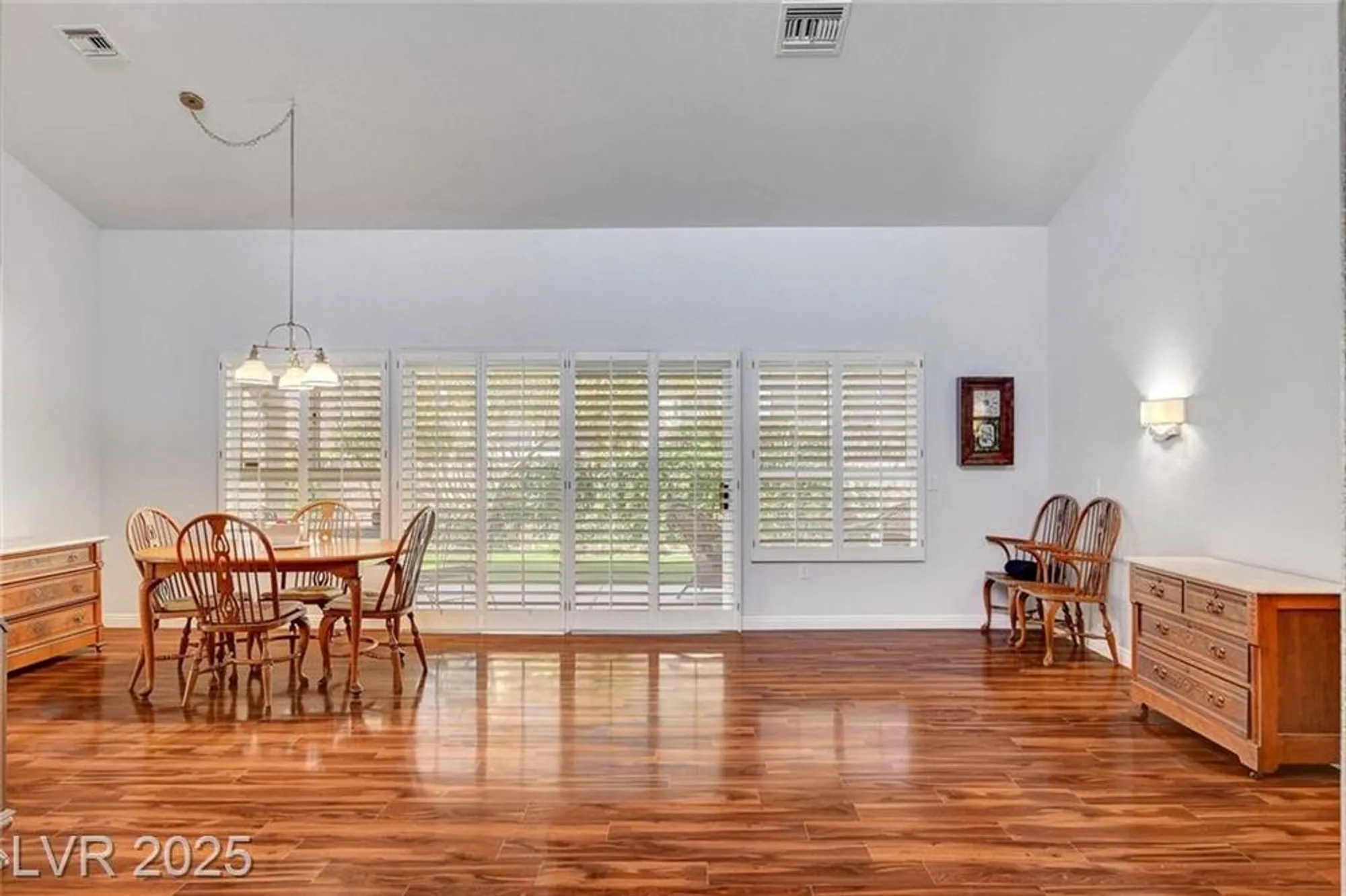 Property Slideshow image 10 of 54 | 2505 palmridge dr, Las Vegas, NV, 89134