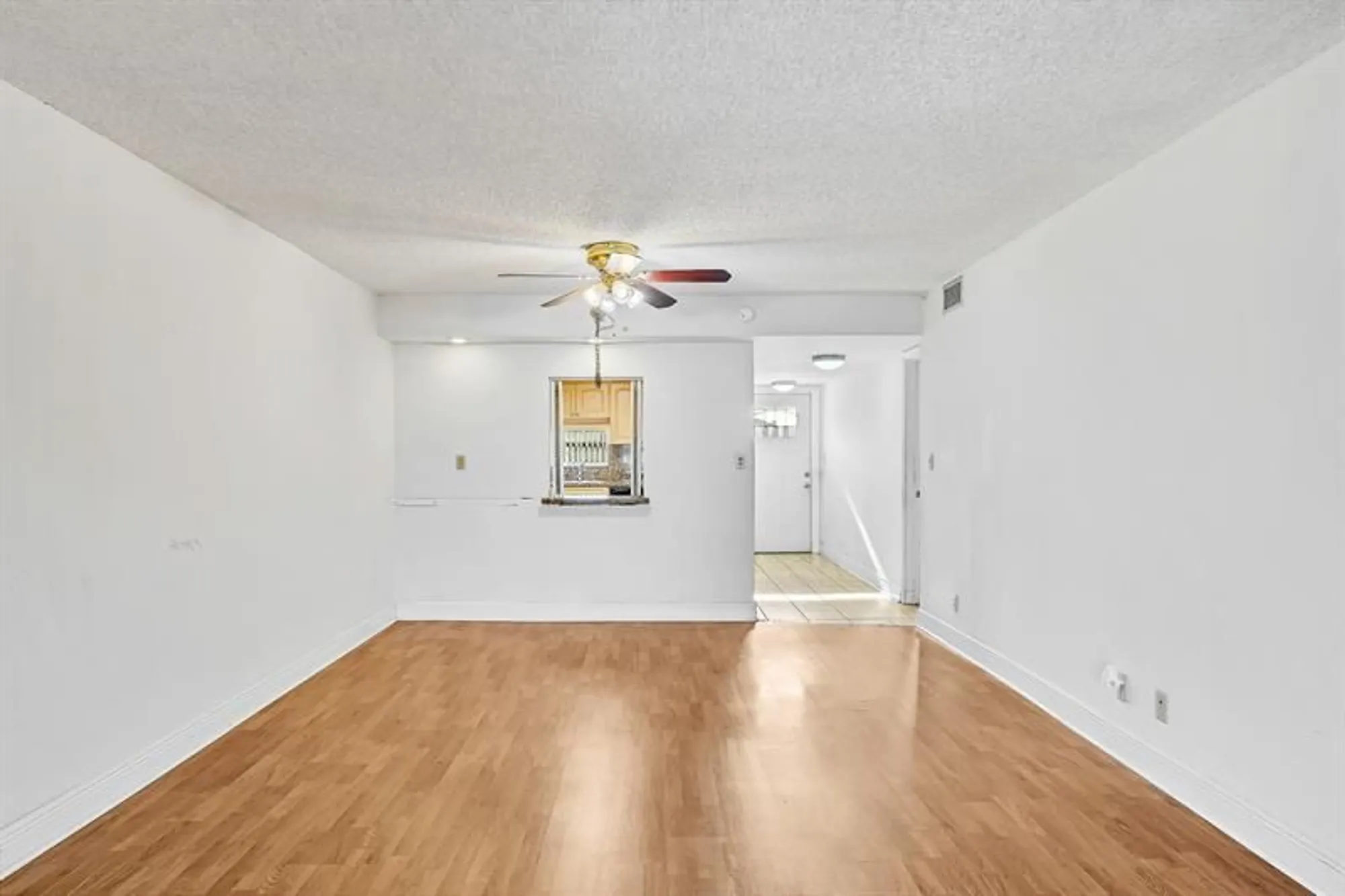 Property Slideshow image 31 of 33 | 8980 s hollybrook blvd 204, Pembroke Pines, FL, 33025