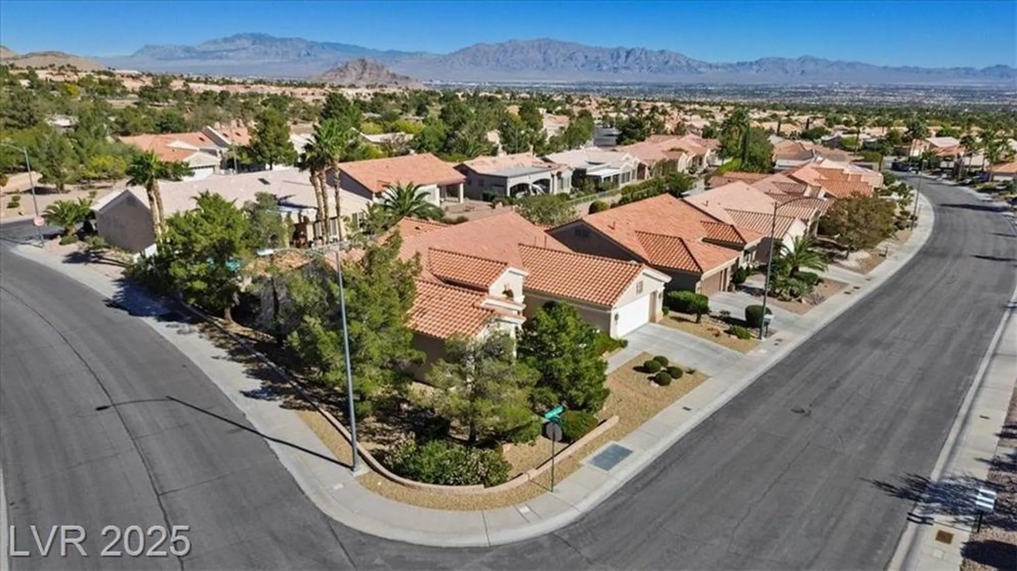 Property Slideshow image 41 of 48 | 10648 clarion ln, Las Vegas, NV, 89134