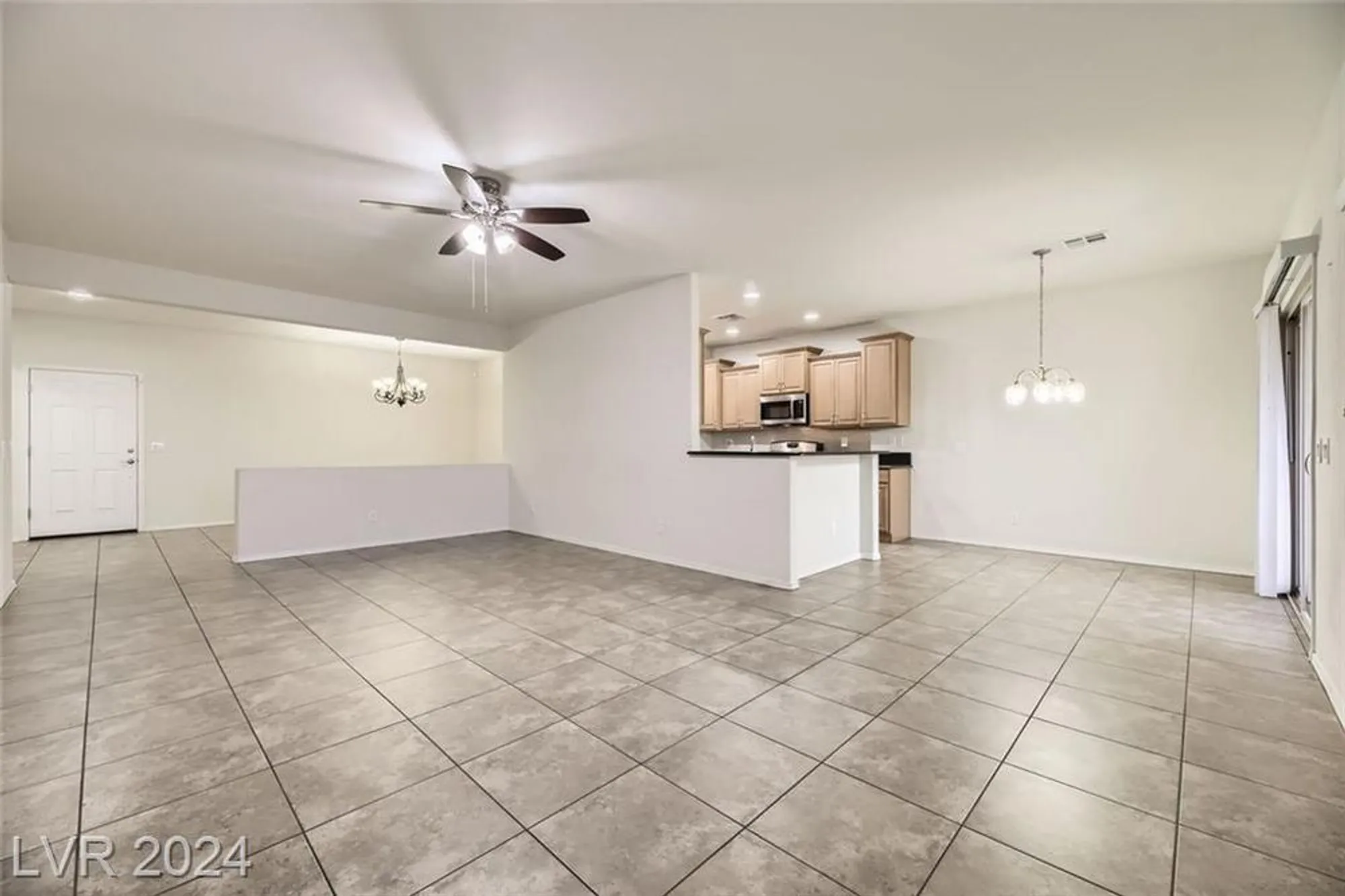 Property Slideshow image 3 of 32 | 3306 american mustang ct, Las Vegas, NV, 89122