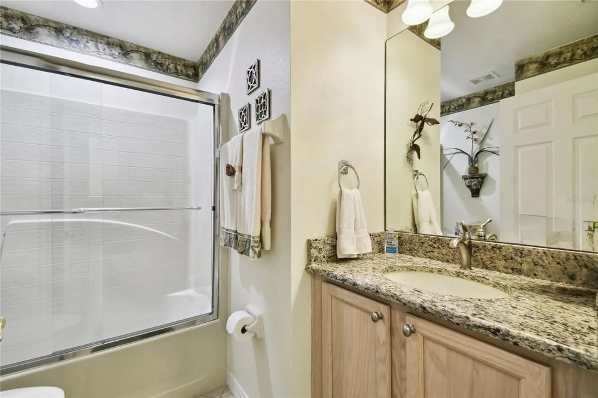 Property Slideshow image 37 of 59 | 560 grand canal dr, Kissimmee, FL, 34759