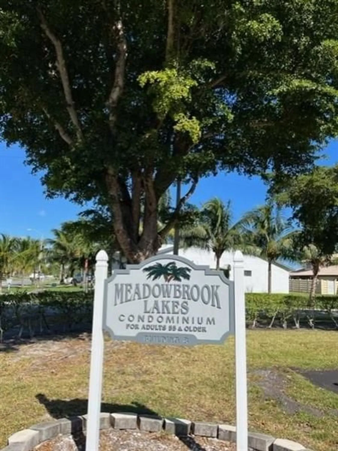 Property Slideshow image 1 of 15 | 314 se 10th st 305, Dania Beach, FL, 33004