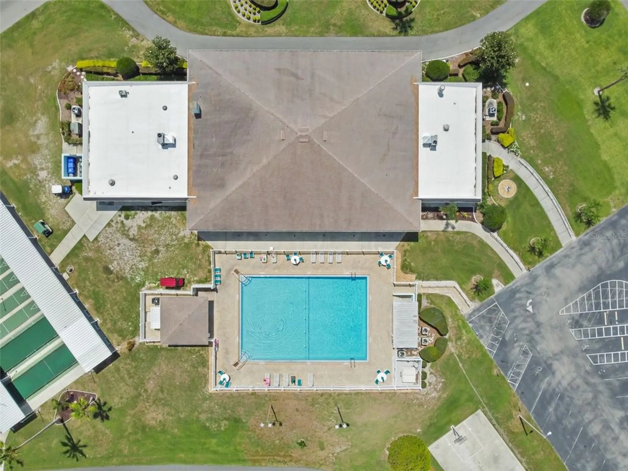 Property Slideshow image 73 of 77 | 1811 sherwood hill dr, Lakeland, FL, 33810