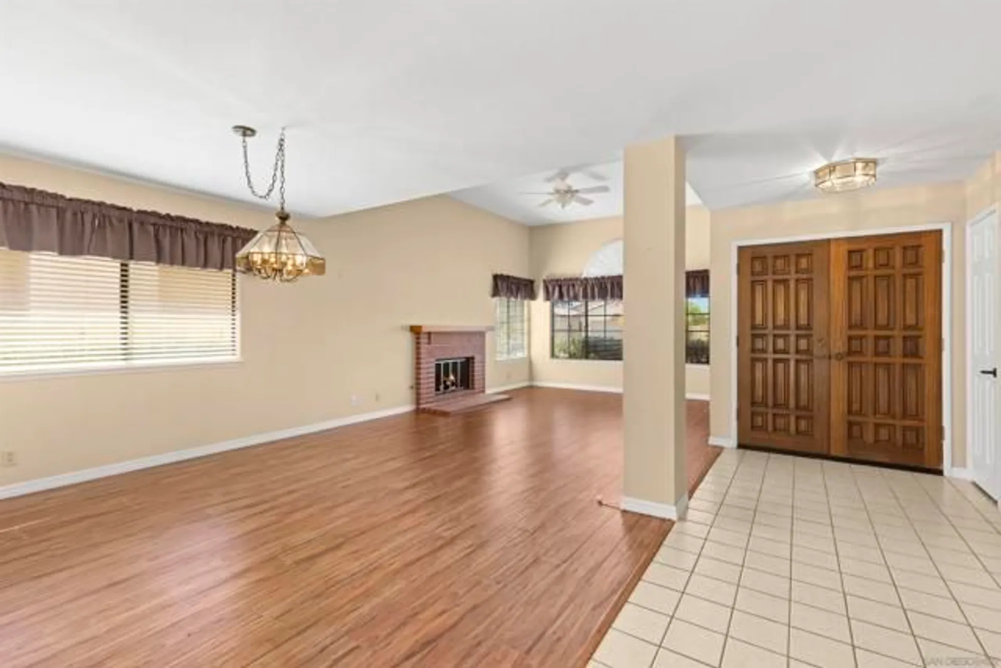 Property Slideshow image 3 of 38 | 13060 avenida marbella, San Diego, CA, 92128