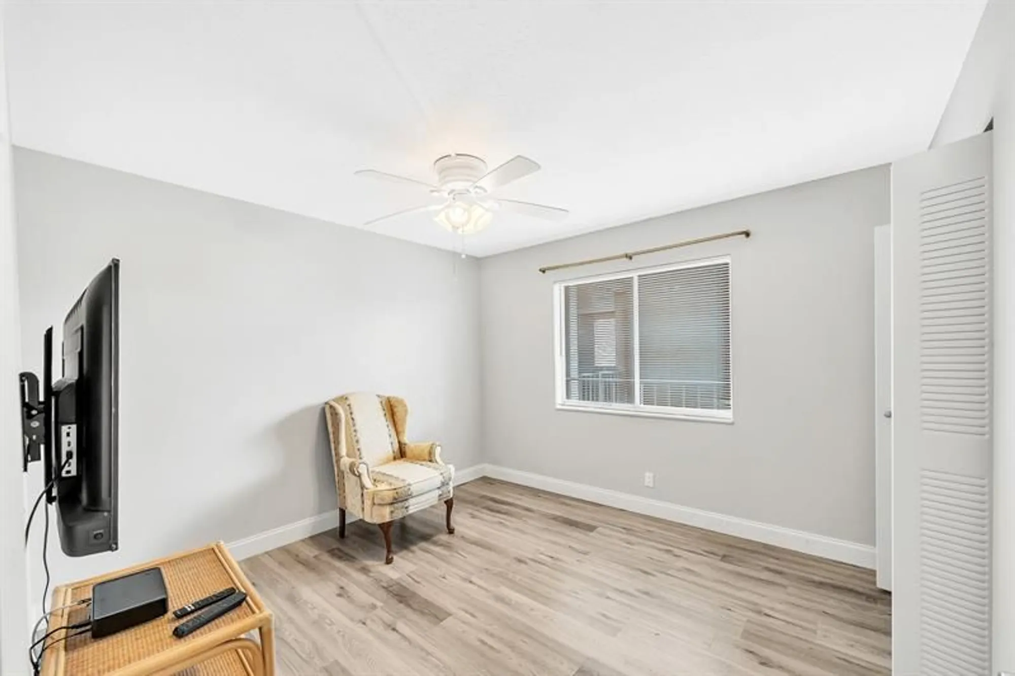 Property Slideshow image 12 of 51 | 14307 bedford dr apt 204, Delray Beach, FL, 33446