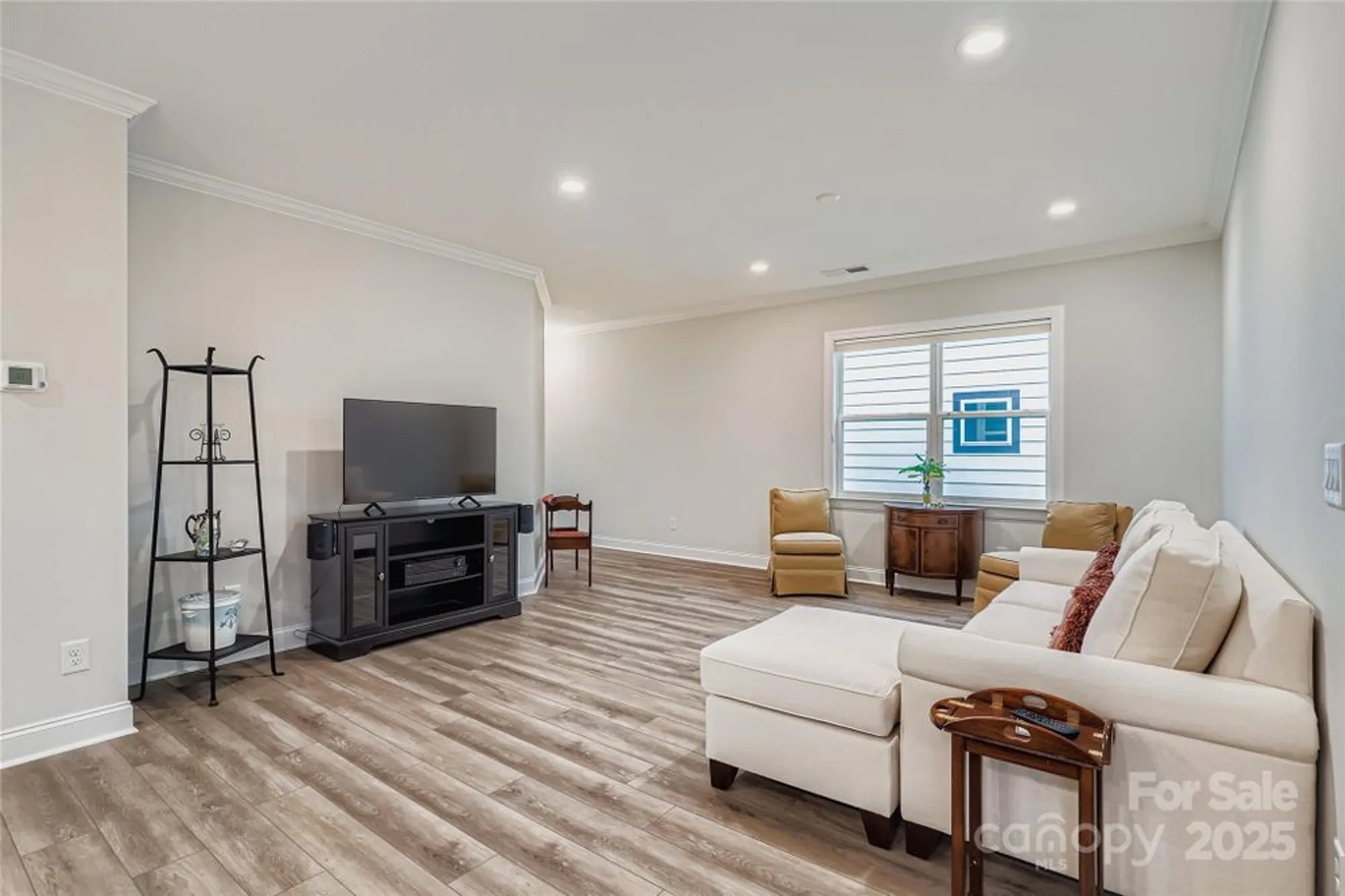 Property Slideshow image 7 of 29 | 5562 caneel ln # 1232, Denver, NC, 28037