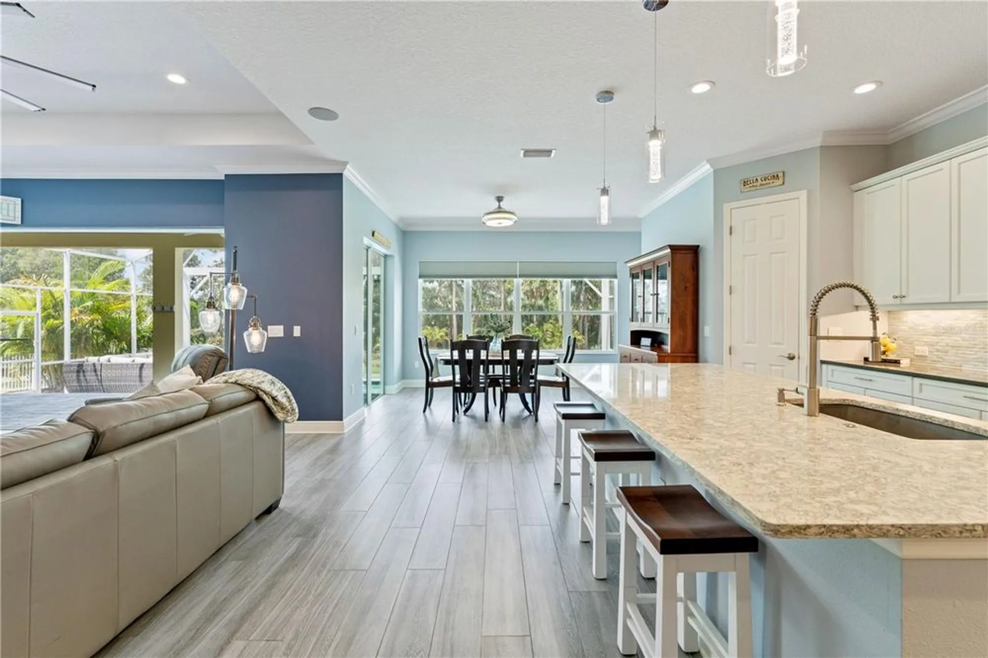Property Slideshow image 25 of 95 | 708 manns harbor dr, Apollo Beach, FL, 33572