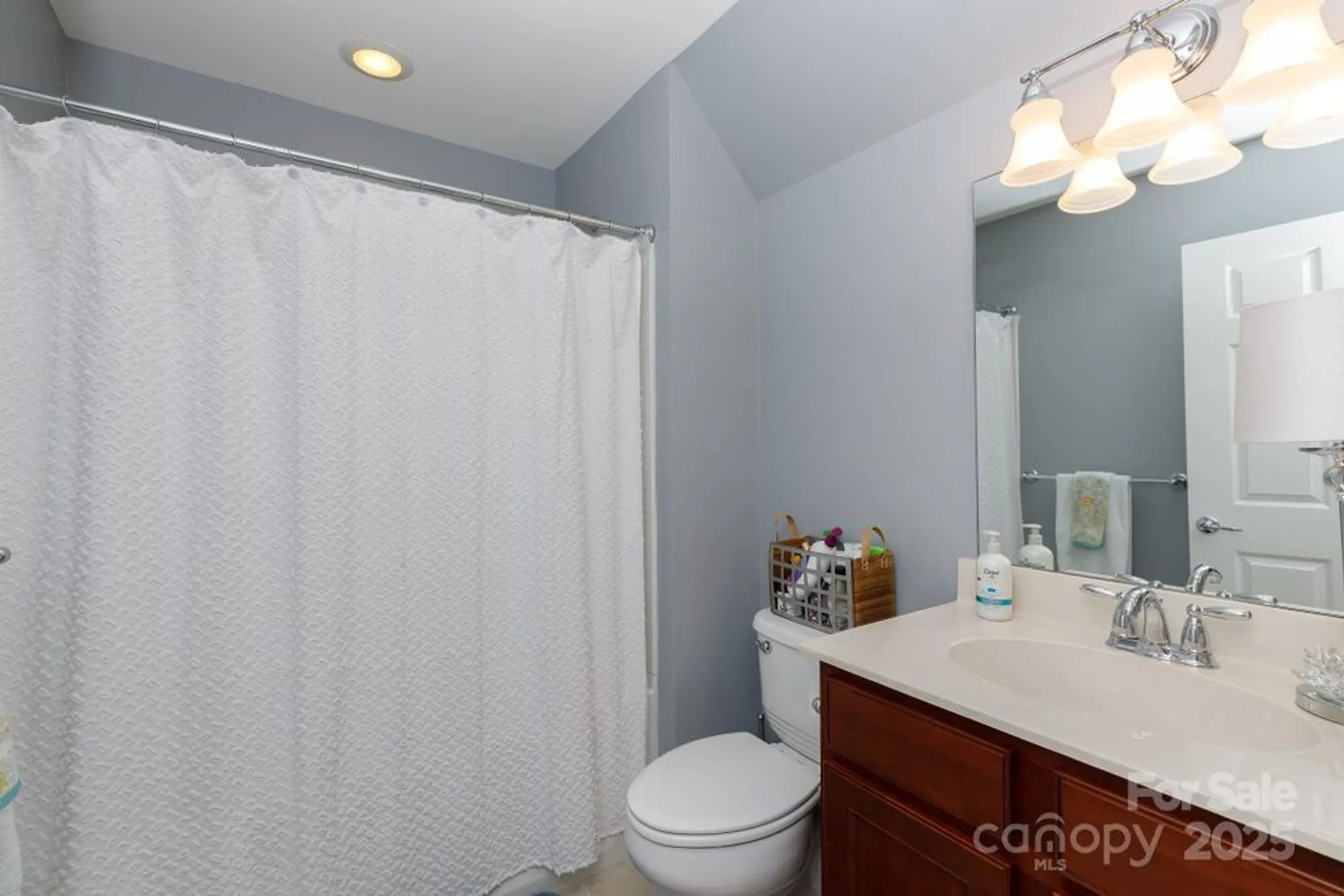 Property Slideshow image 34 of 45 | 52538 winchester st, Fort Mill, SC, 29707