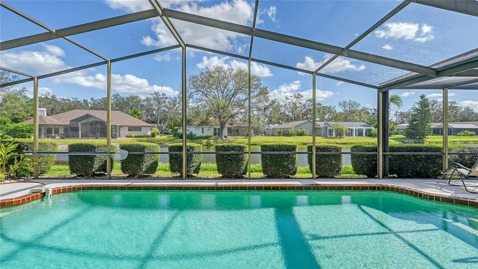 Property Slideshow image 46 of 87 | 5692 country lakes dr, Sarasota, FL, 34243