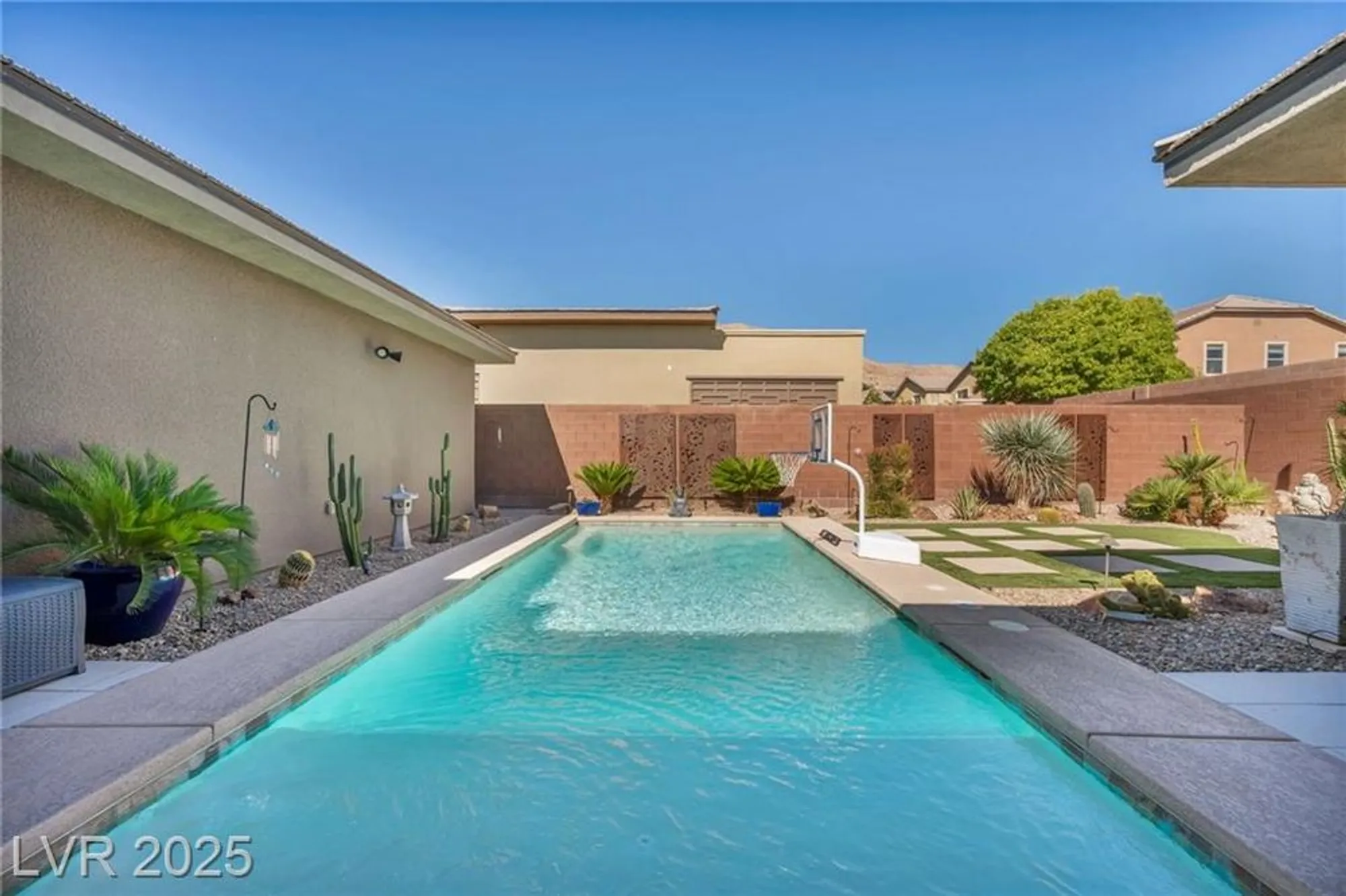 Property Slideshow image 38 of 98 | 10018 regency square ave, Las Vegas, NV, 89148
