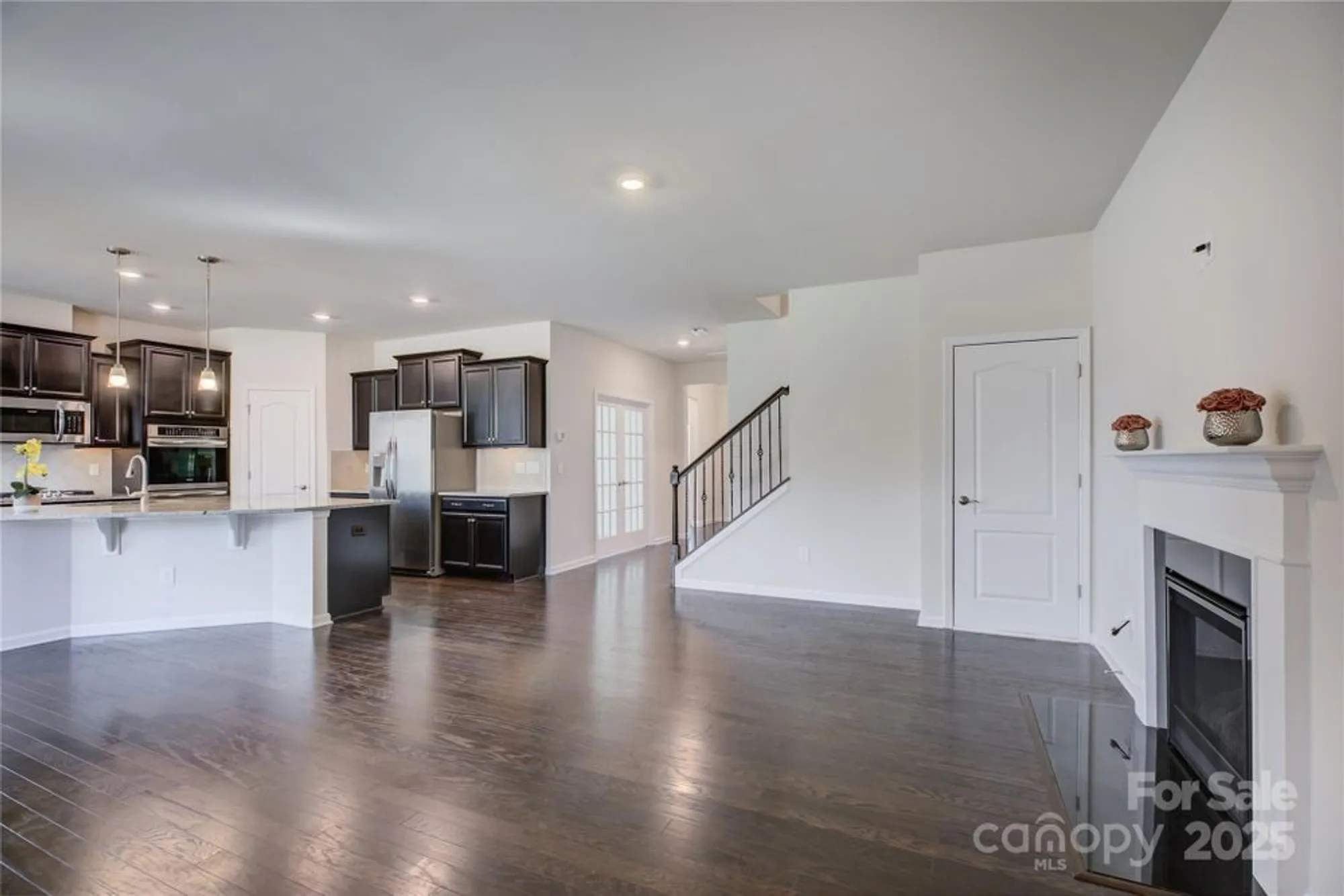 Property Slideshow image 22 of 48 | 15429 topanga dr, Charlotte, NC, 28278