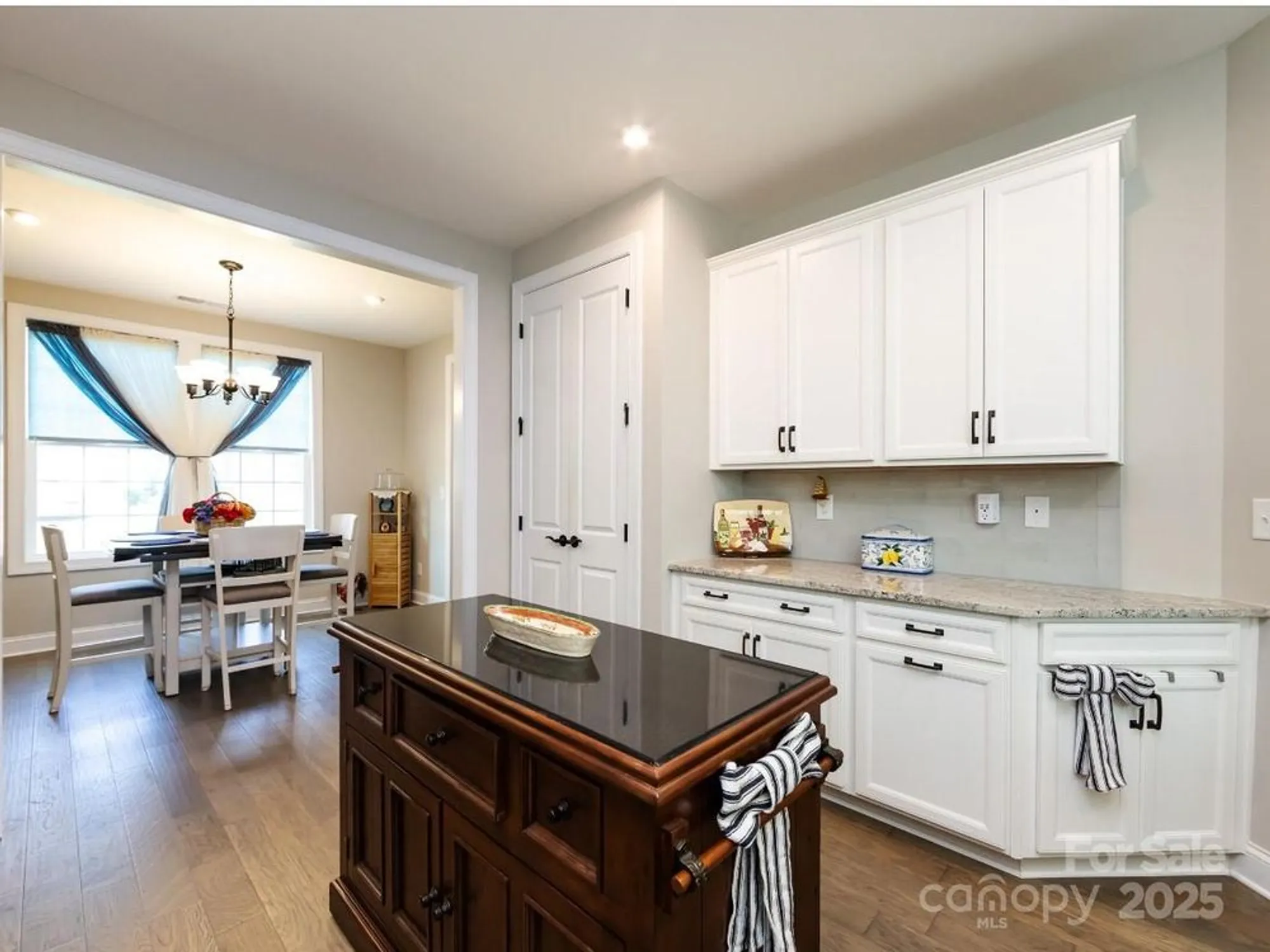 Property Slideshow image 13 of 28 | 7337 overjoyed crossing, Charlotte, NC, 28215
