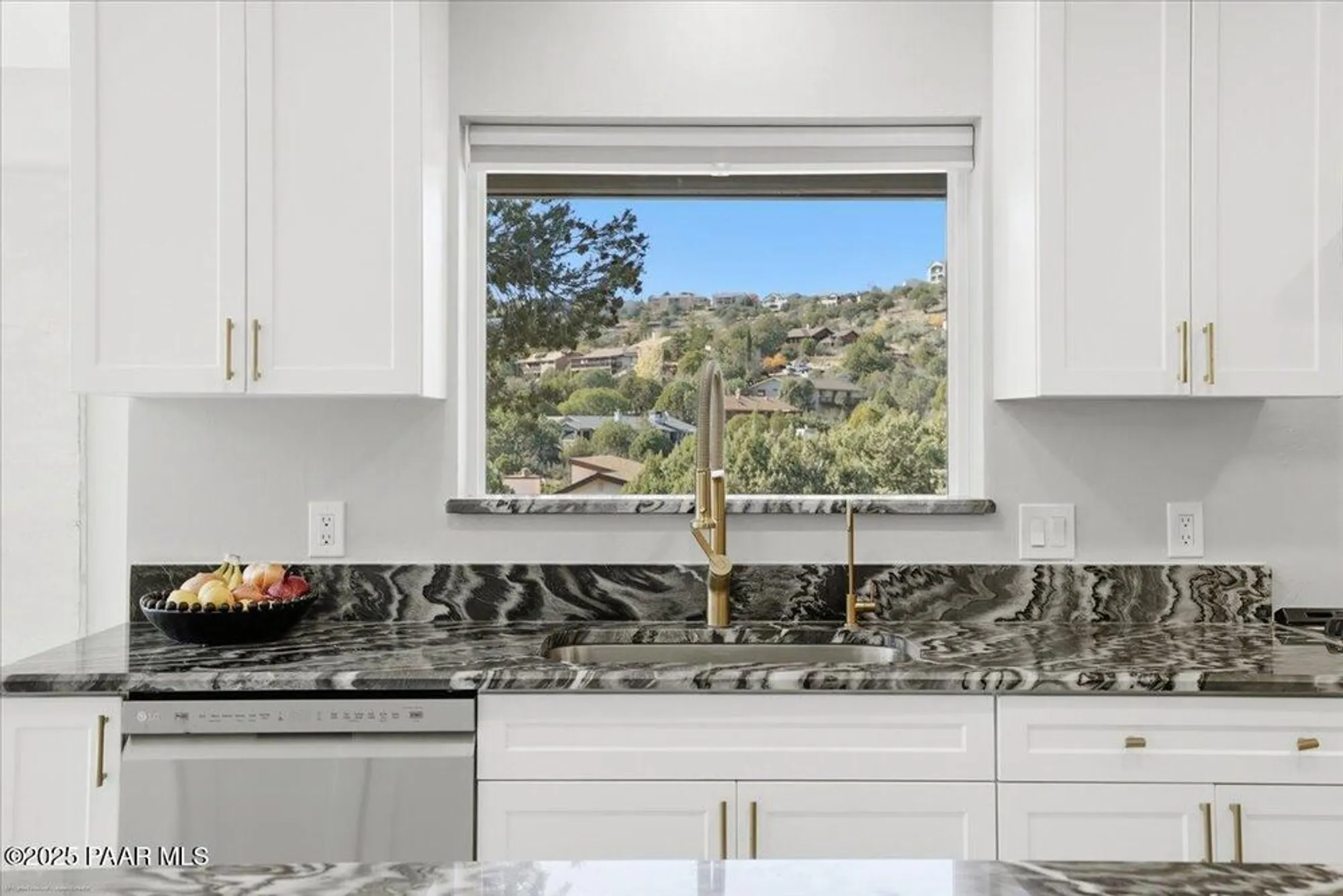 Property Slideshow image 15 of 39 | 4826 hornet dr, Prescott, AZ, 86301