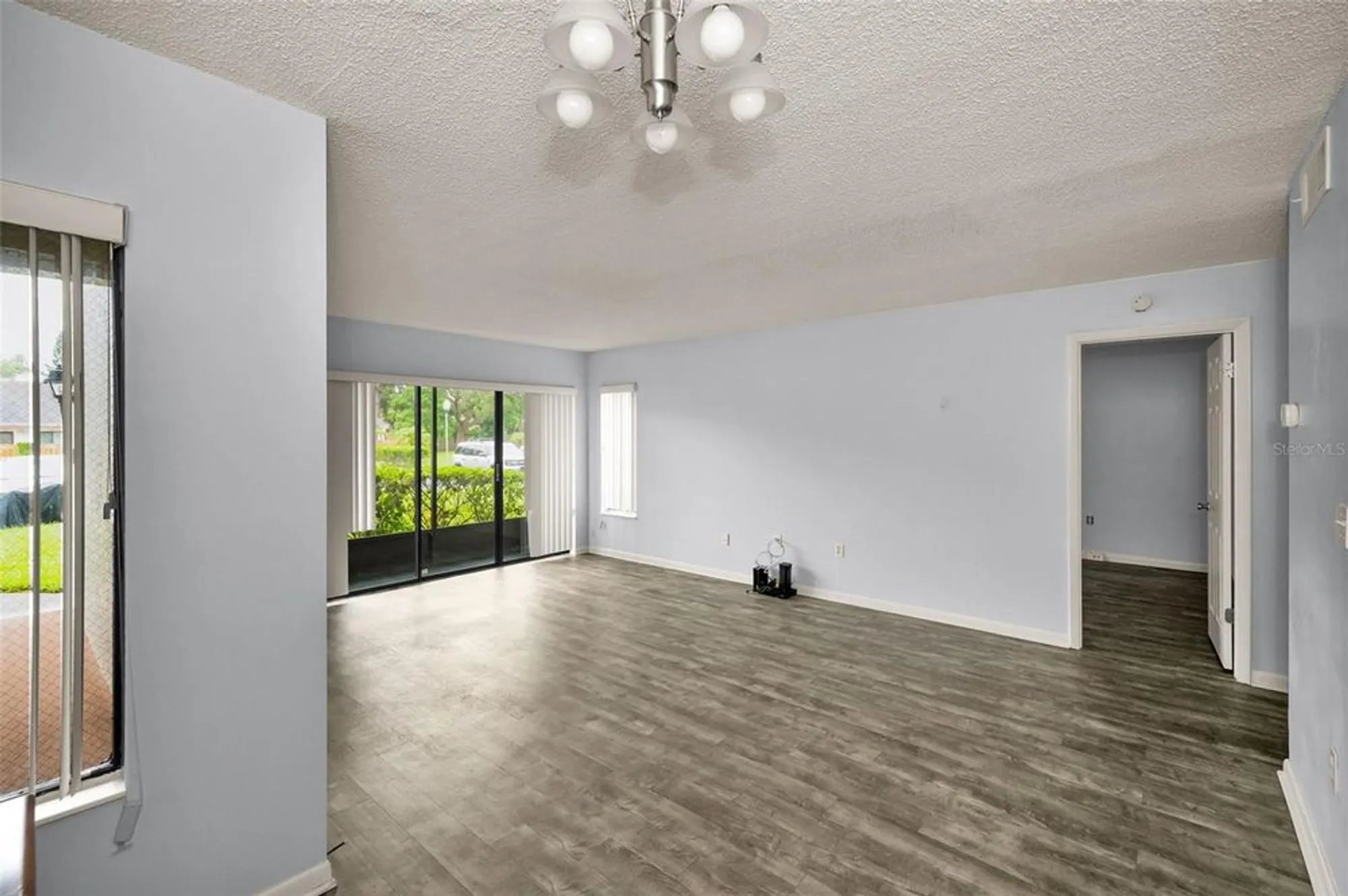 Property Slideshow image 21 of 70 | 2687 pine ridge way e1, Palm Harbor, FL, 34684