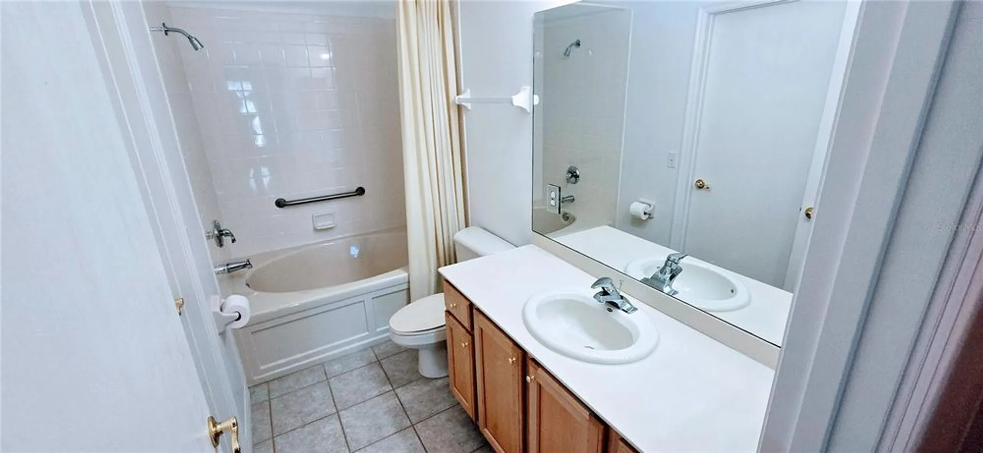 Property Slideshow image 42 of 79 | 300 falling water dr, Poinciana, FL, 34759