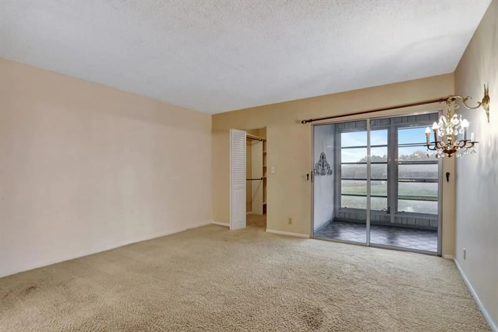 Property Slideshow image 11 of 52 | 4301 martinique cir c3, Coconut Creek, FL, 33066