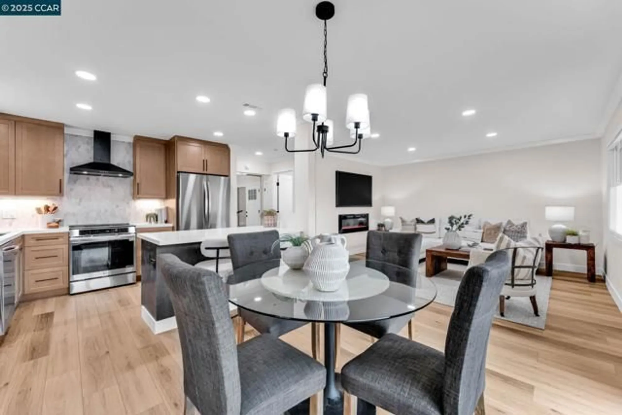 Property Slideshow image 21 of 49 | 1216 fairlawn ct 8, Walnut Creek, CA, 94595