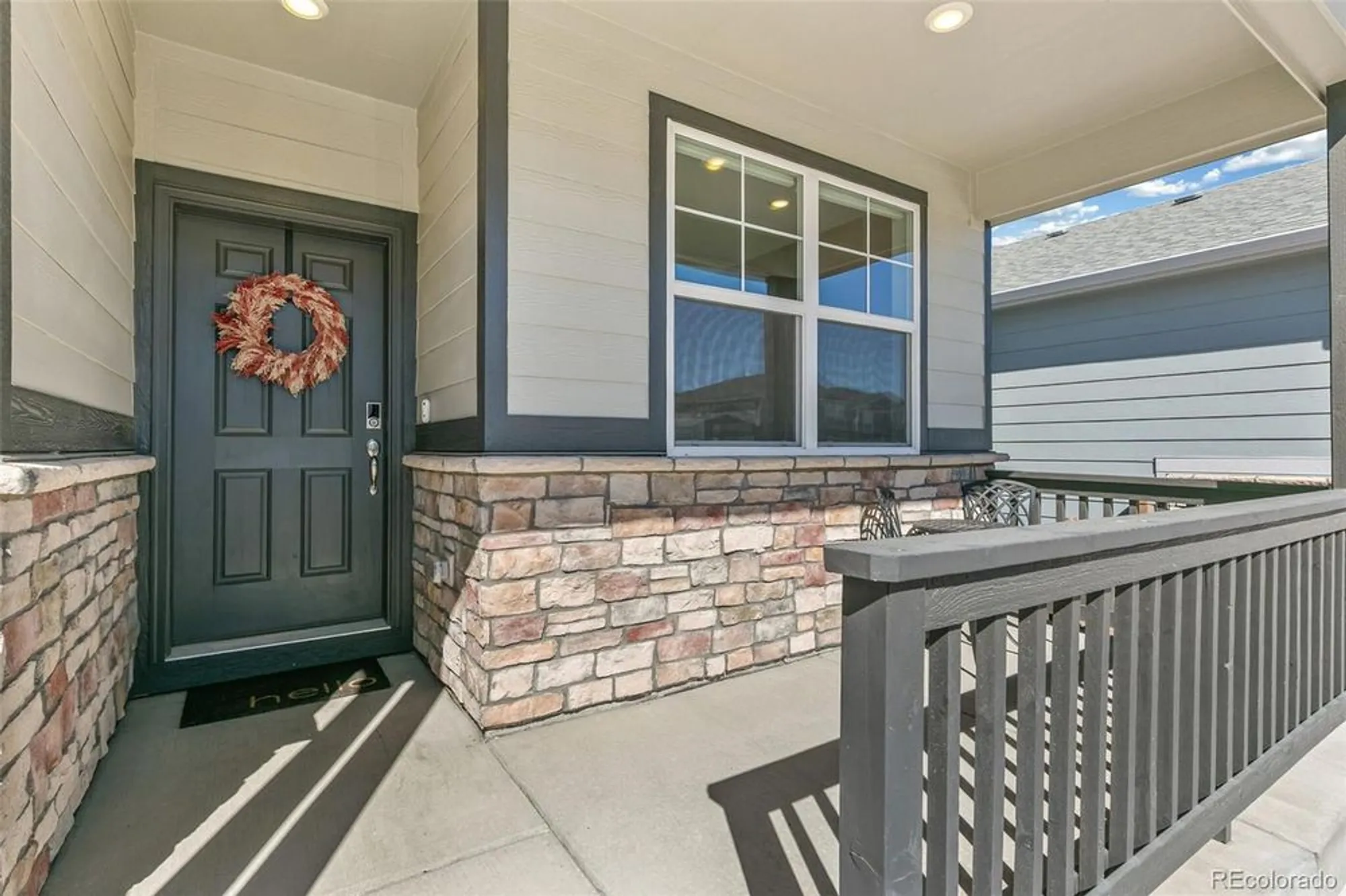 Property Slideshow image 4 of 40 | 3885 red valley cir, Castle Rock, CO, 80104
