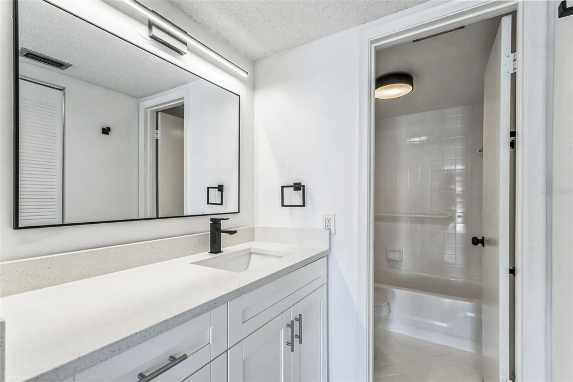 Property Slideshow image 24 of 37 | 6219 palma del mar blvd s apt 301, Saint Petersburg, FL, 33715
