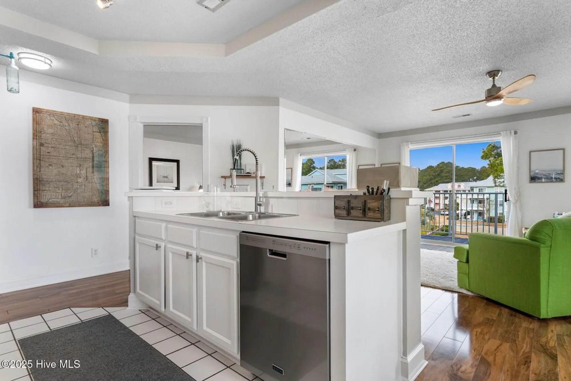 Property Slideshow image 5 of 35 | 330 s middleton dr 609, Calabash, NC, 28467