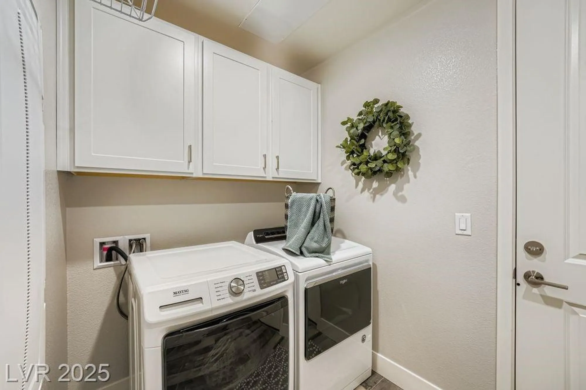 Property Slideshow image 26 of 35 | 4294 swift st, Las Vegas, NV, 89135