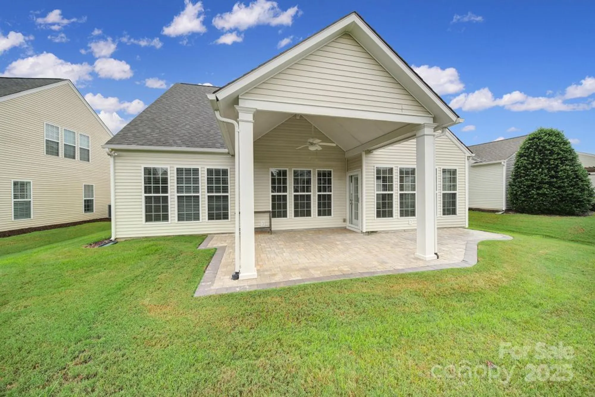 Property Slideshow image 32 of 48 | 1024 mesa verde dr, Fort Mill, SC, 29707