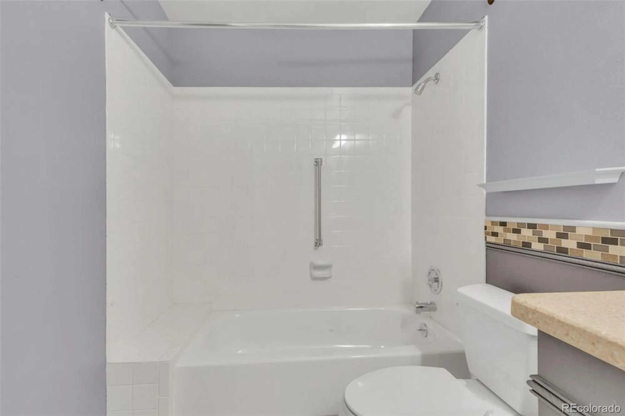 Property Slideshow image 35 of 50 | 14390 e marina dr apt 606, Aurora, CO, 80014