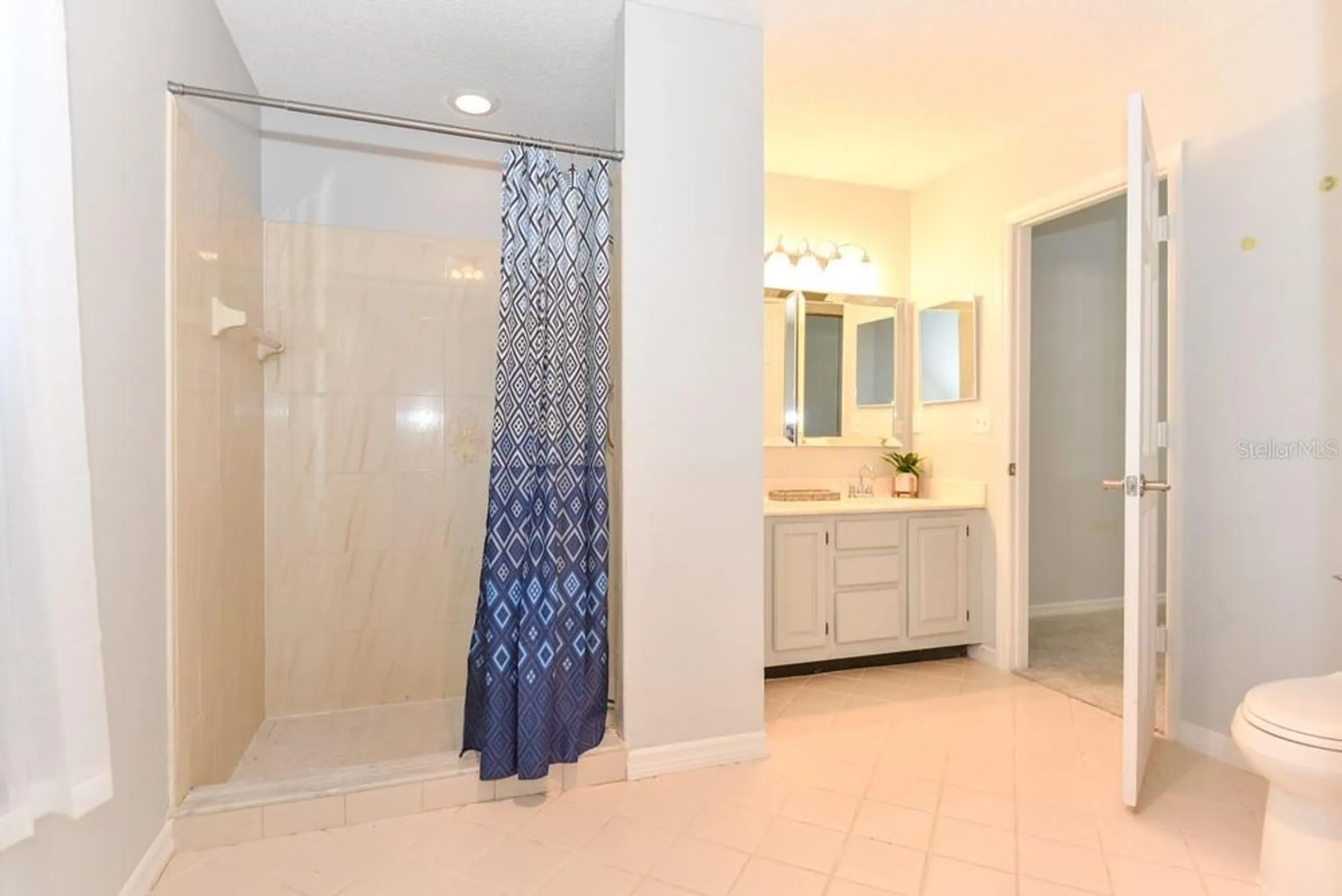 Property Slideshow image 25 of 41 | 24 lake vista way, Ormond Beach, FL, 32174