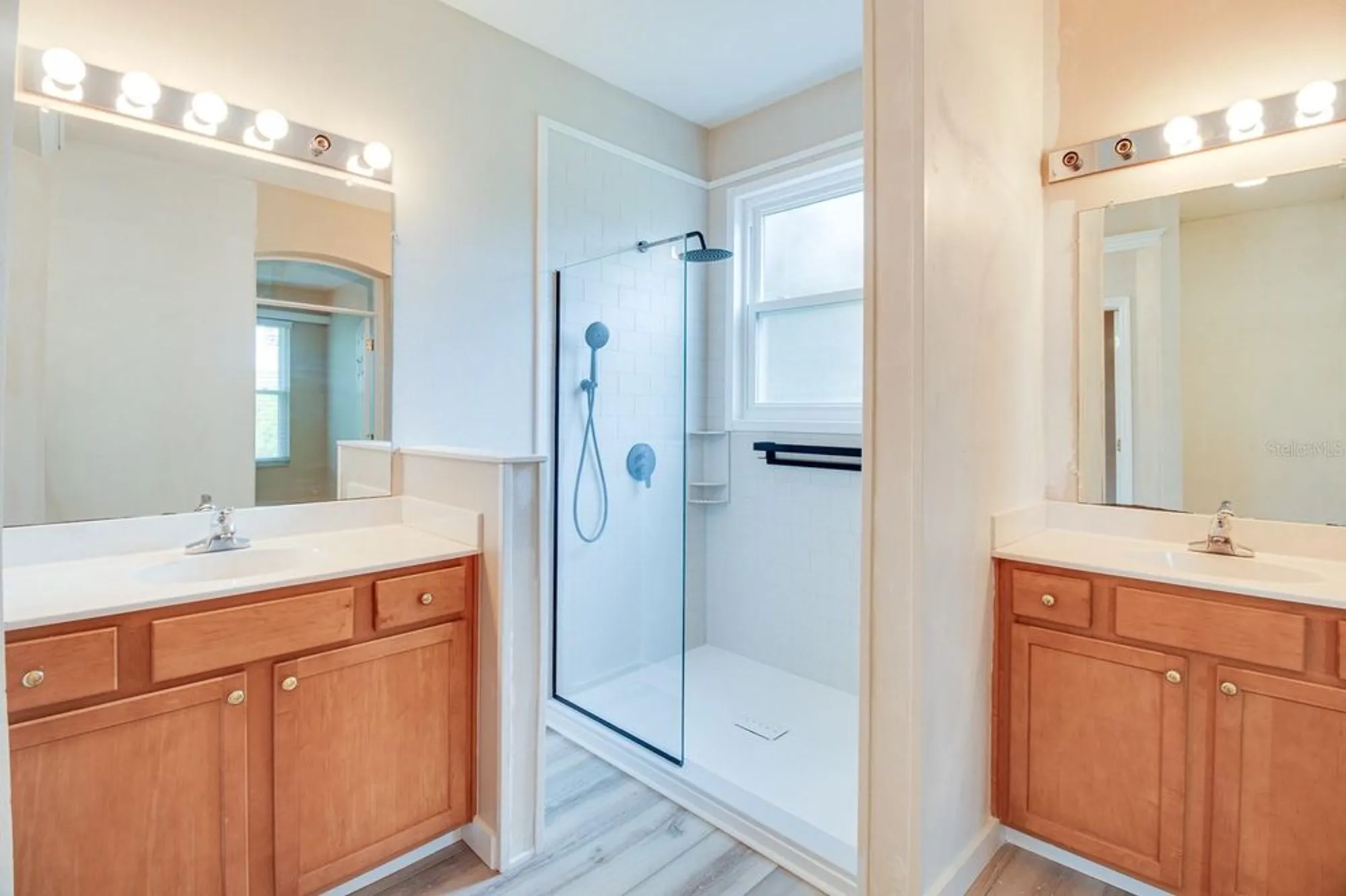 Property Slideshow image 17 of 46 | 1018 heron point cir, Deland, FL, 32724