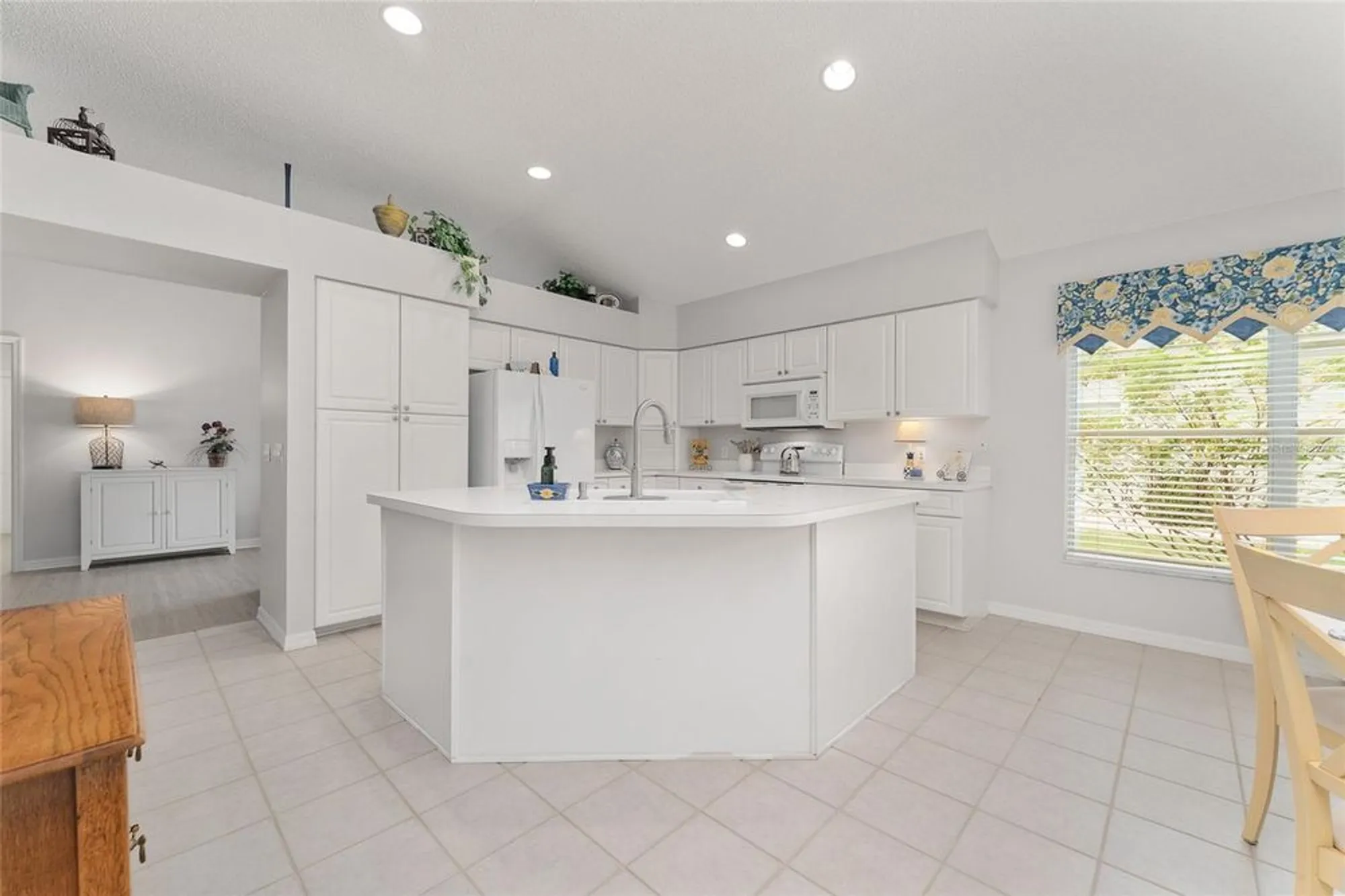 Property Slideshow image 14 of 52 | 1952 palo alto ave, The Villages, FL, 32159