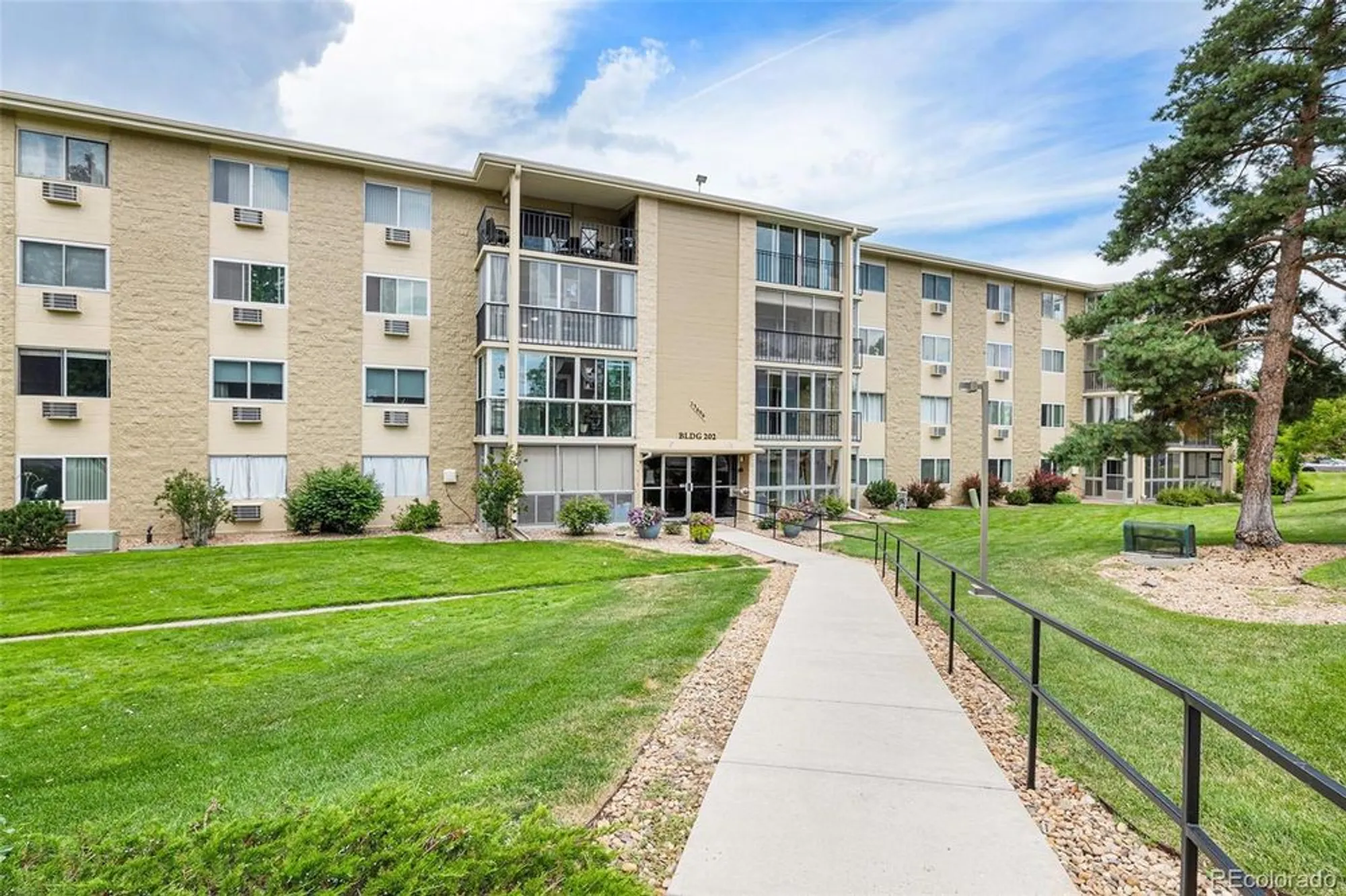 Property Slideshow image 18 of 24 | 13606 e bates ave apt 109, Aurora, CO, 80014